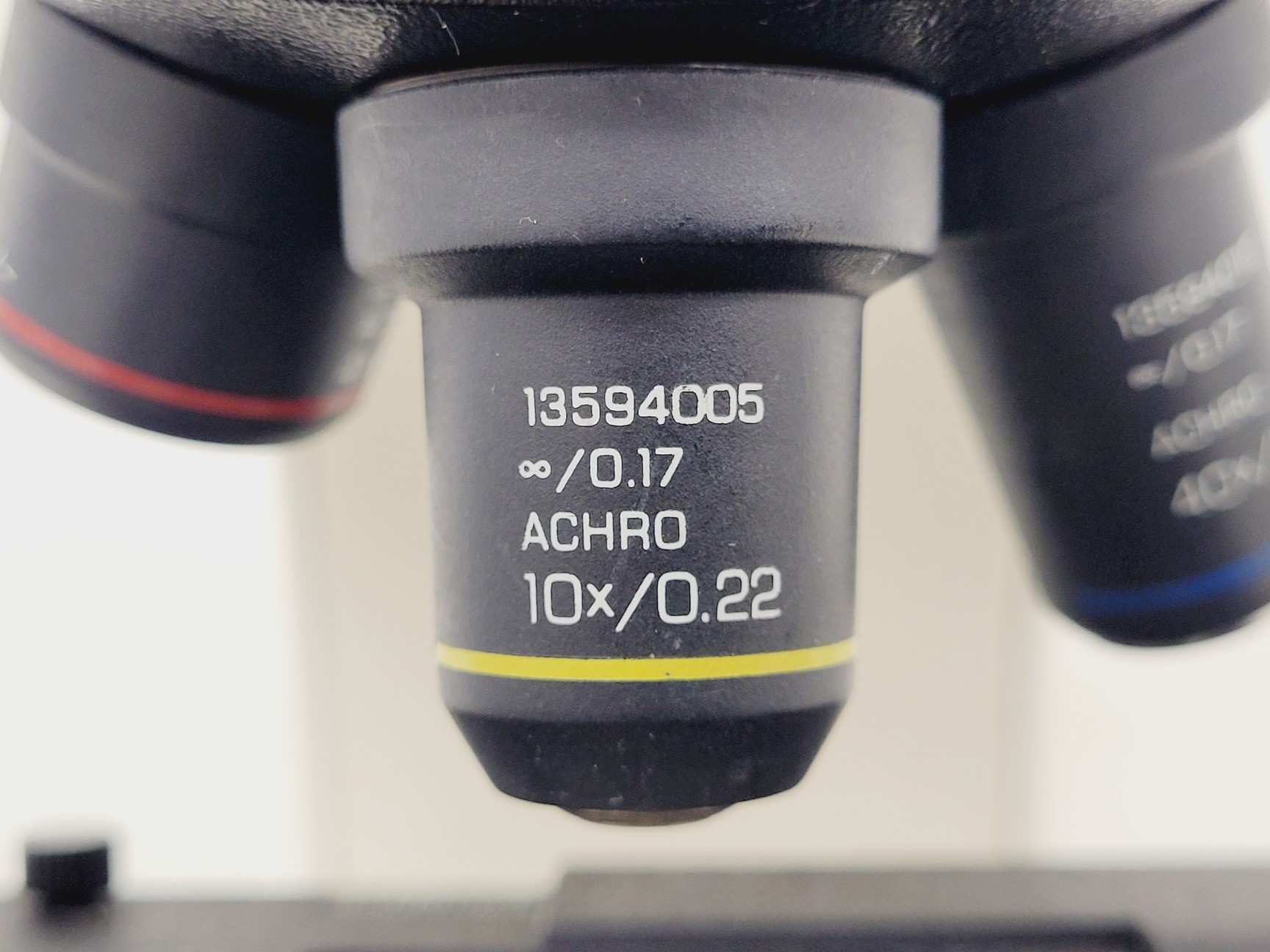 Image of Leica DME Compound Microscope W/ 4x/10x/40x/100x Objectives