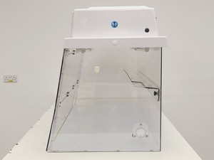 Thumbnail image of Starlab AC648DBC AirClean 600 PCR Workstation Lab