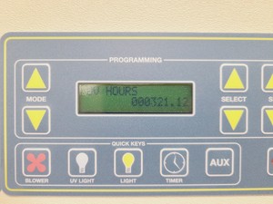 Thumbnail image of Starlab AC648DBC AirClean 600 PCR Workstation Lab