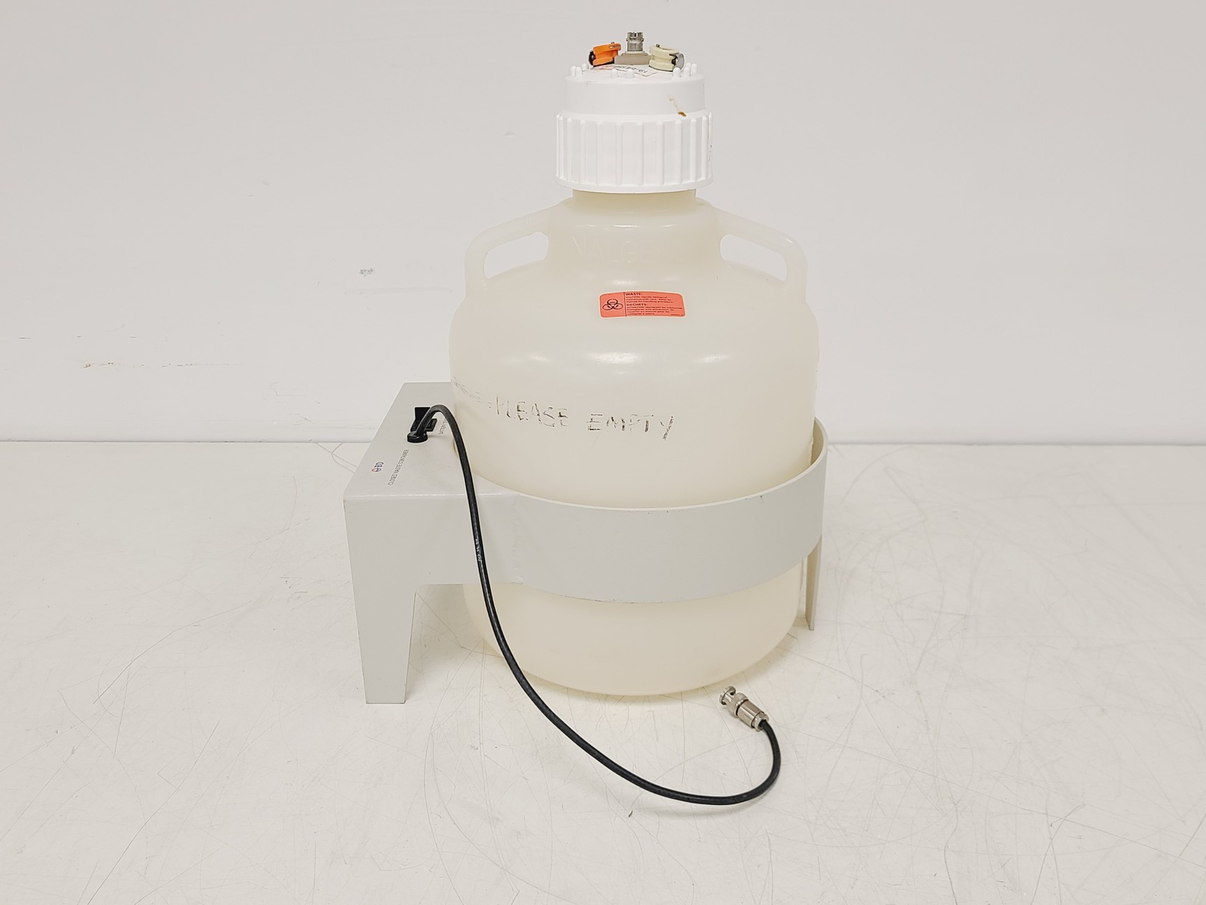Image of BD LSRFortessa X-20 Special Order System W/ Facsflow Supply System