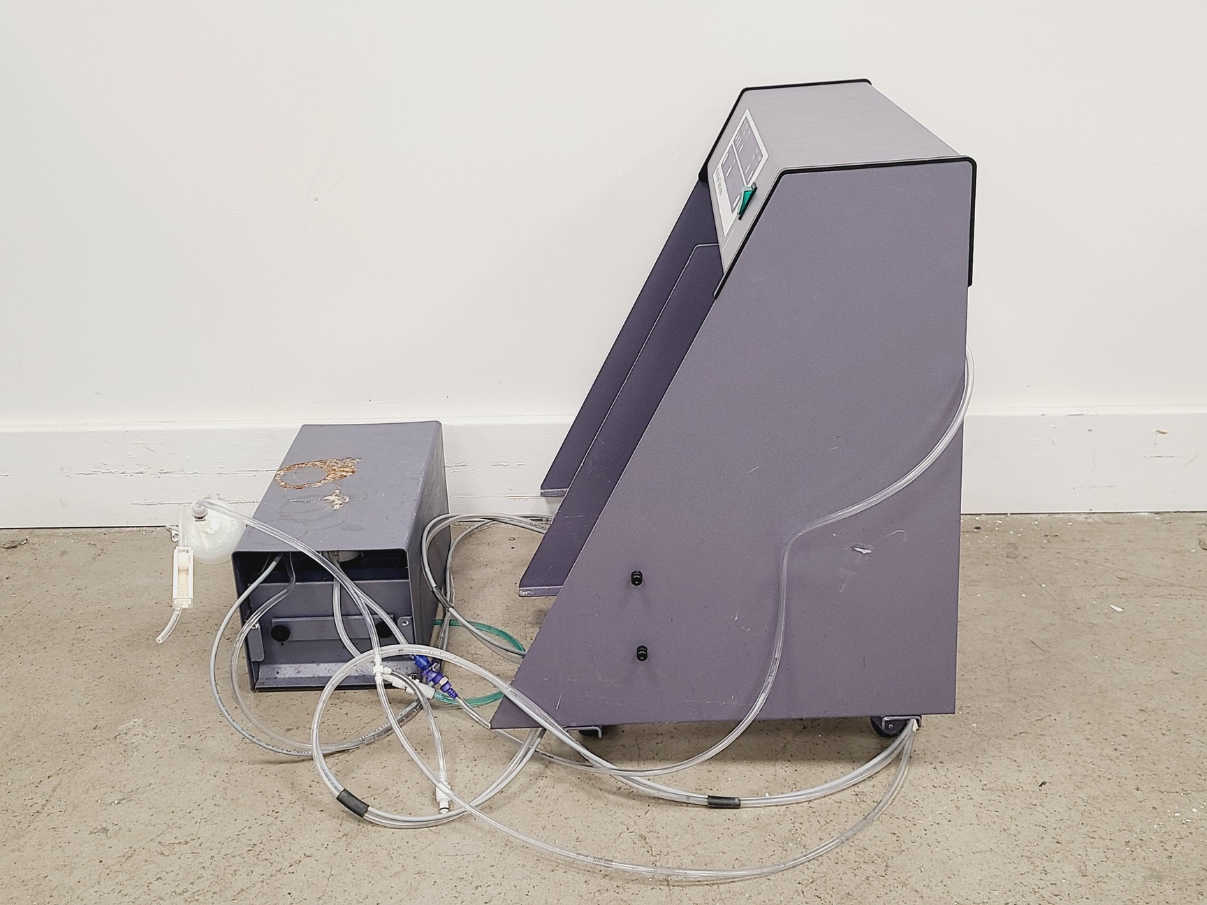 Image of BD LSRFortessa X-20 Special Order System W/ Facsflow Supply System