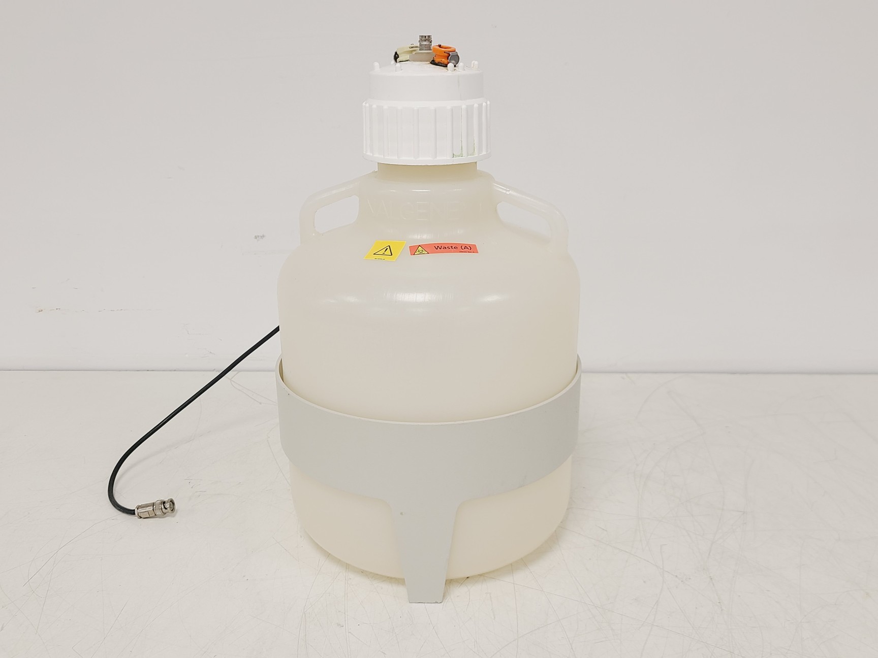 Image of BD LSRFortessa X-20 Special Order System W/ Facsflow Supply System