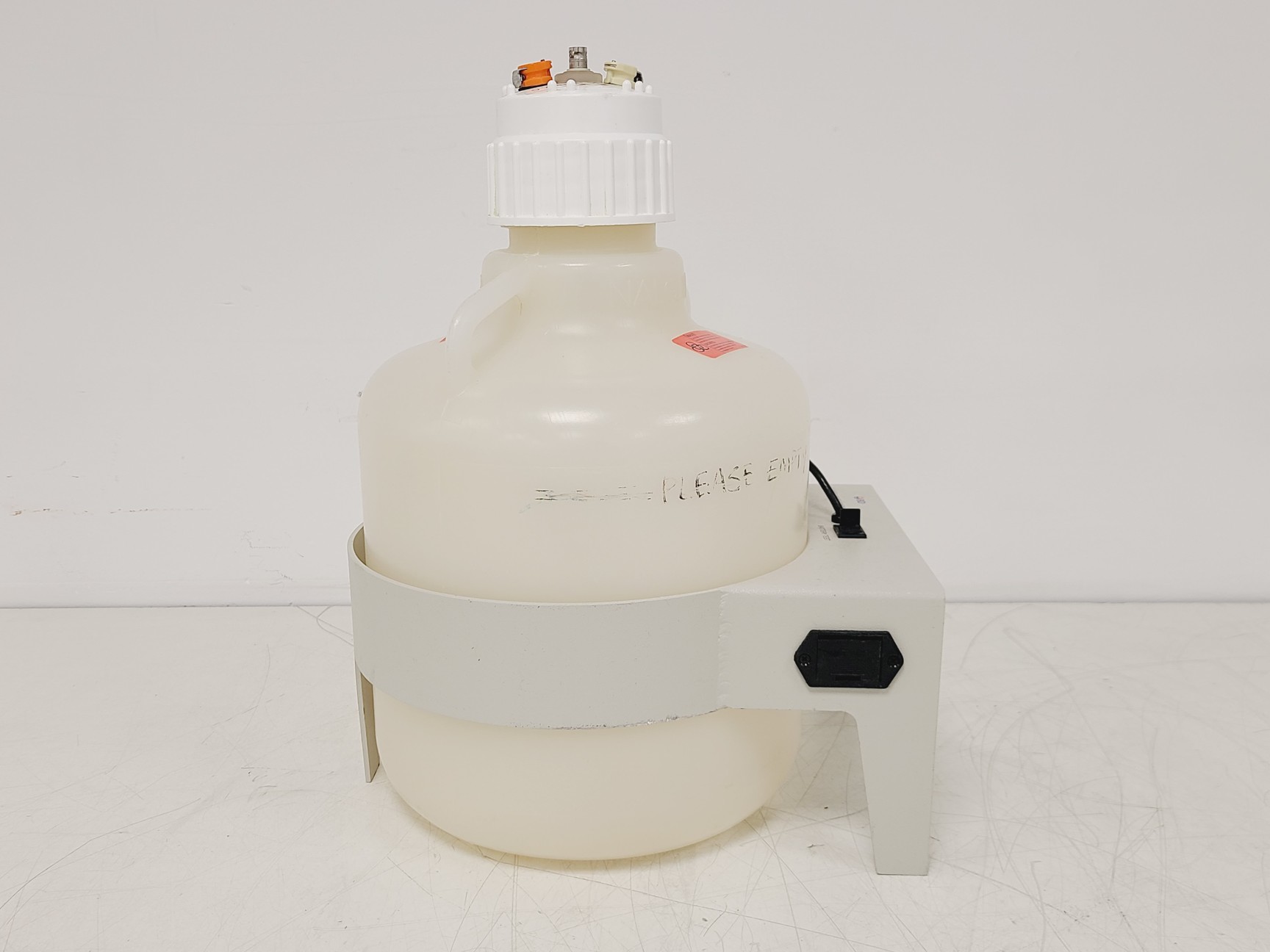 Image of BD LSRFortessa X-20 Special Order System W/ Facsflow Supply System