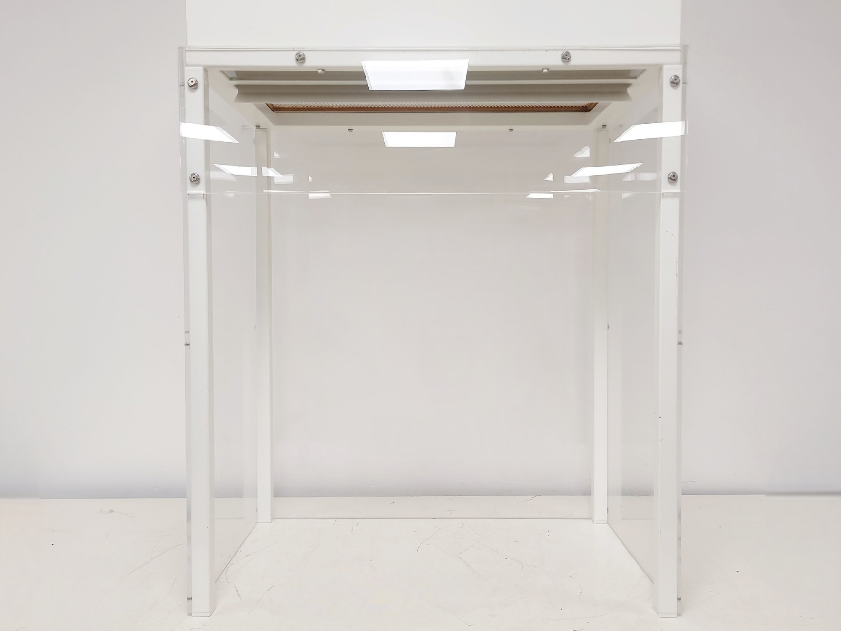 Image of Monmouth Scientific VLF650E Circulaire VLF 50 Benchtop Laminair Flow Cabinet