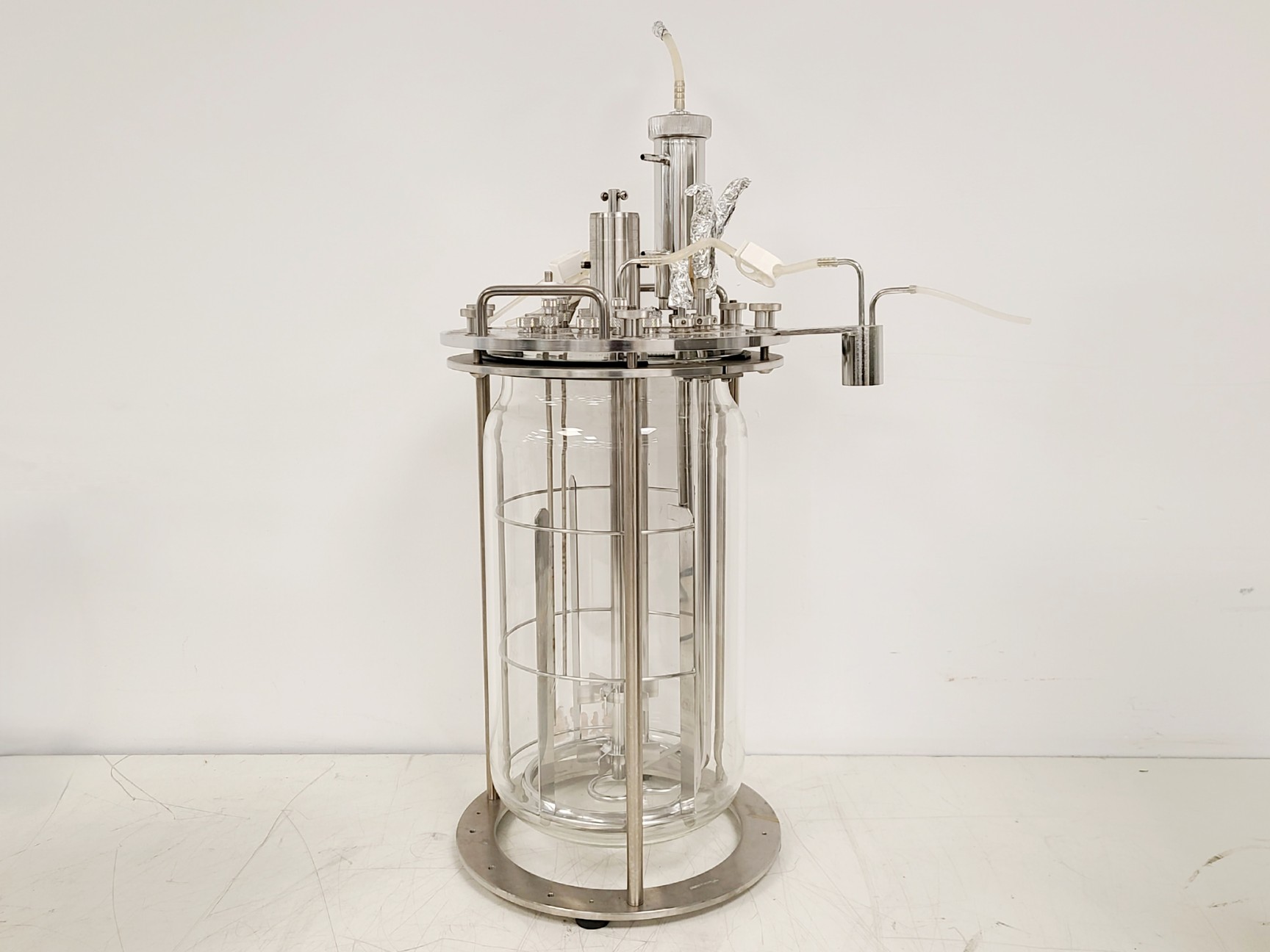 Image of New Brunswick BF115-3941102 BioFlo/CelliGen 115 Bioreactor W/ 14L Vessel 