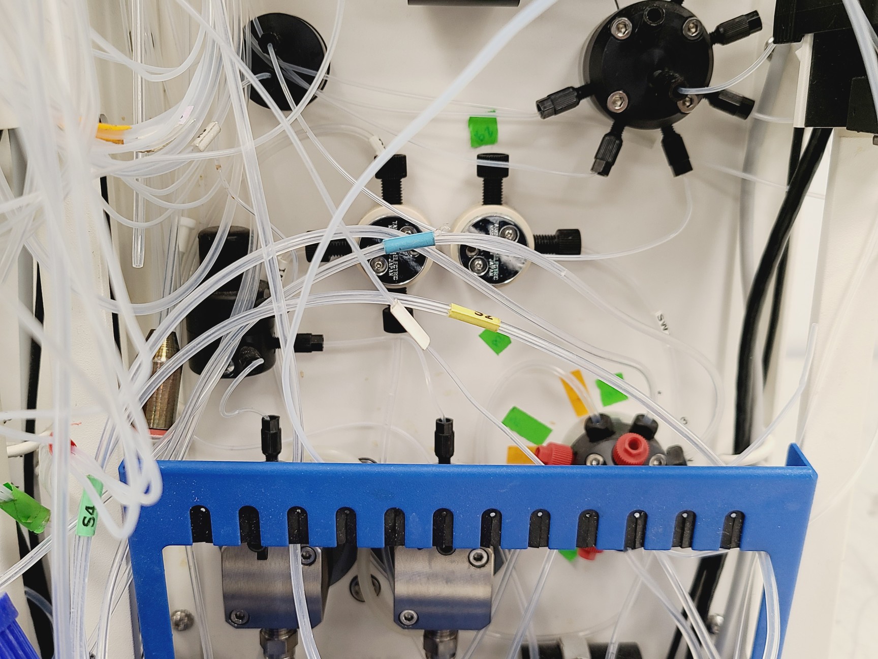 Image of GE Healthcare ÄKTAxpress Twin Two Module System FPLC Chromatography Lab