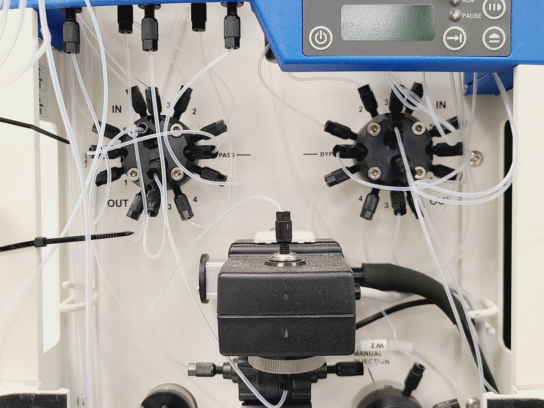 Image of GE Healthcare ÄKTAxpress Twin Two Module System FPLC Chromatography Lab