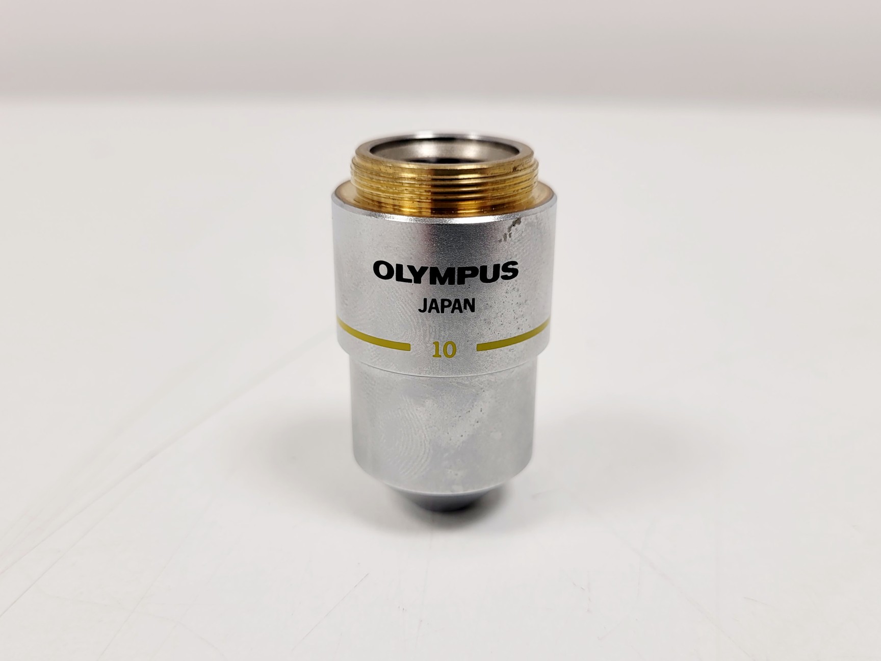 Image of Olympus CX21FS1 Compound Microscope W/ 4x/10x/40x/100x Objectives