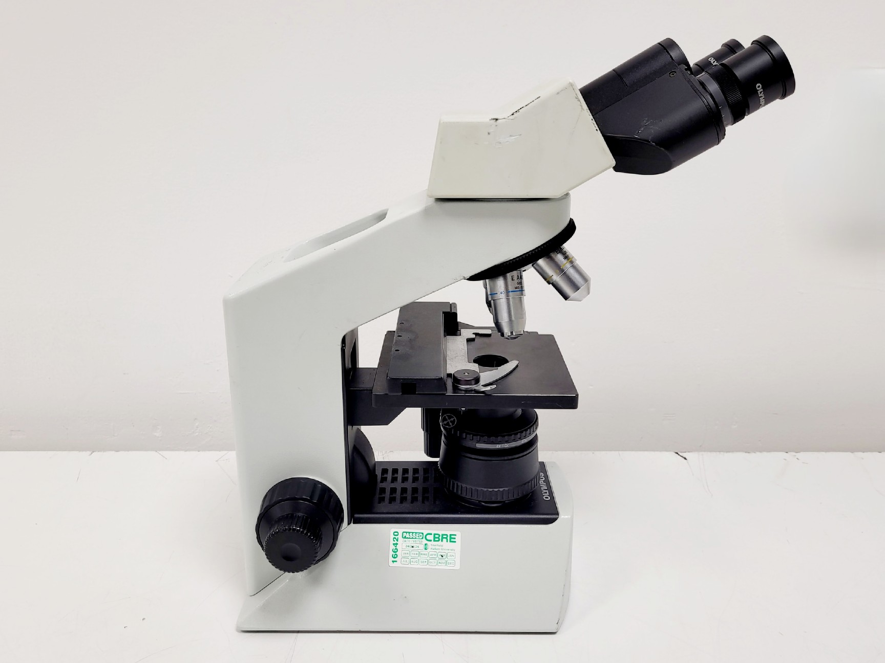 Image of Olympus CX21FS1 Compound Microscope W/ 4x/10x/40x/100x Objectives