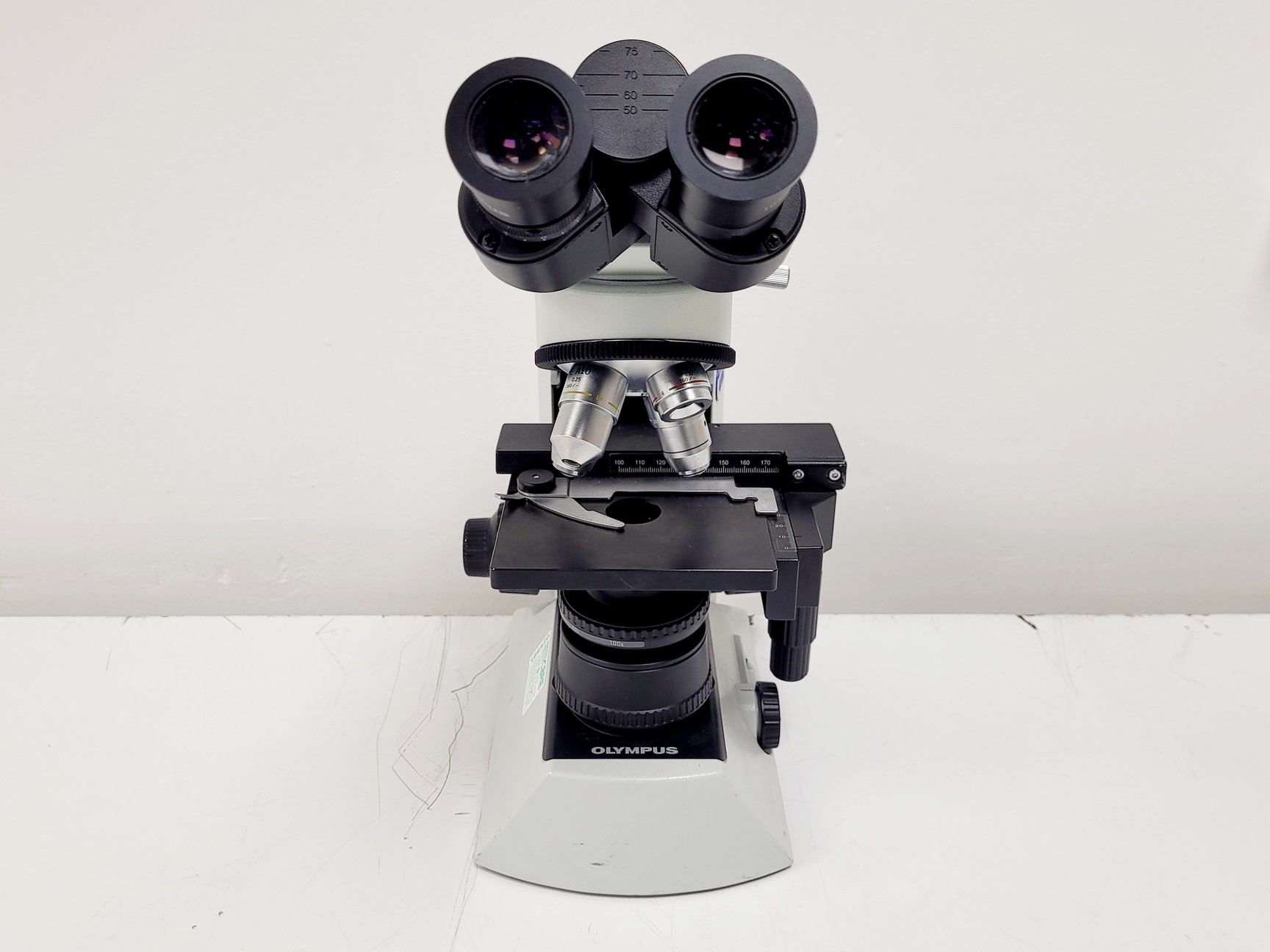 Image of Olympus CX21FS1 Compound Microscope W/ 4x/10x/40x/100x Objectives