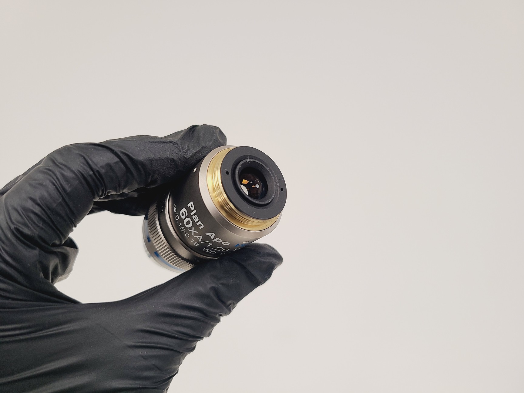 Image of Nikon Plan Fluor 60x/1.20 WI Objective