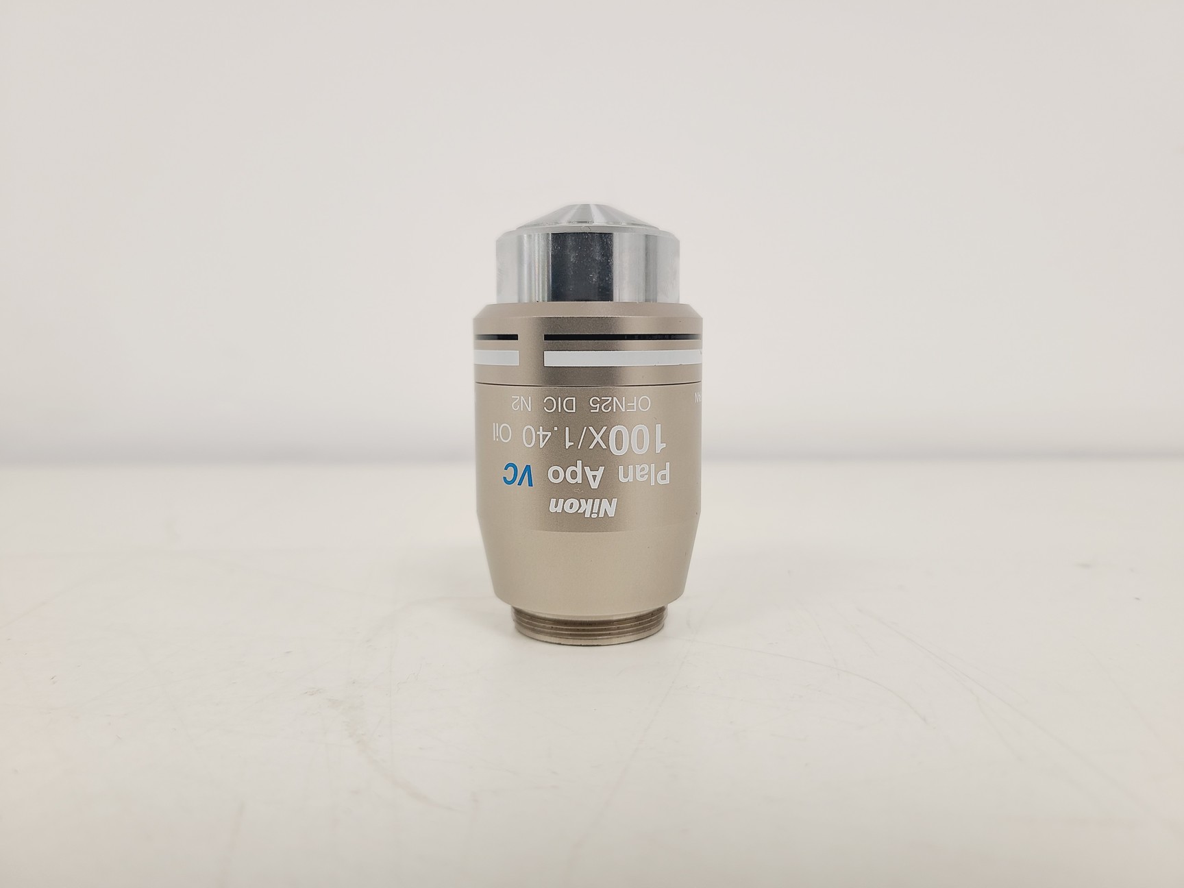 Image of Nikon Plan Apo VC 100x/1.40 Oil DIC N2 Objective