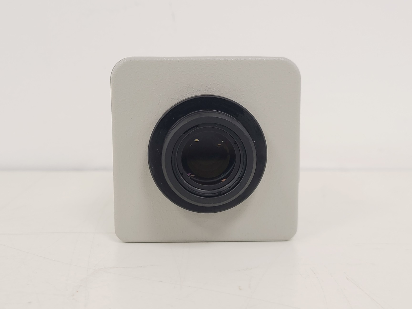 Image of Hitachi Model HV-D30P High-Resolution 3CCD Colour Box Camera