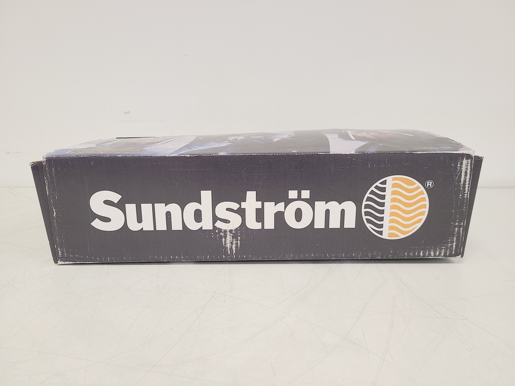 Image of Sundström SR 530 Hood TH3 w/ SR500 Powered Air Unit Respirator System 
