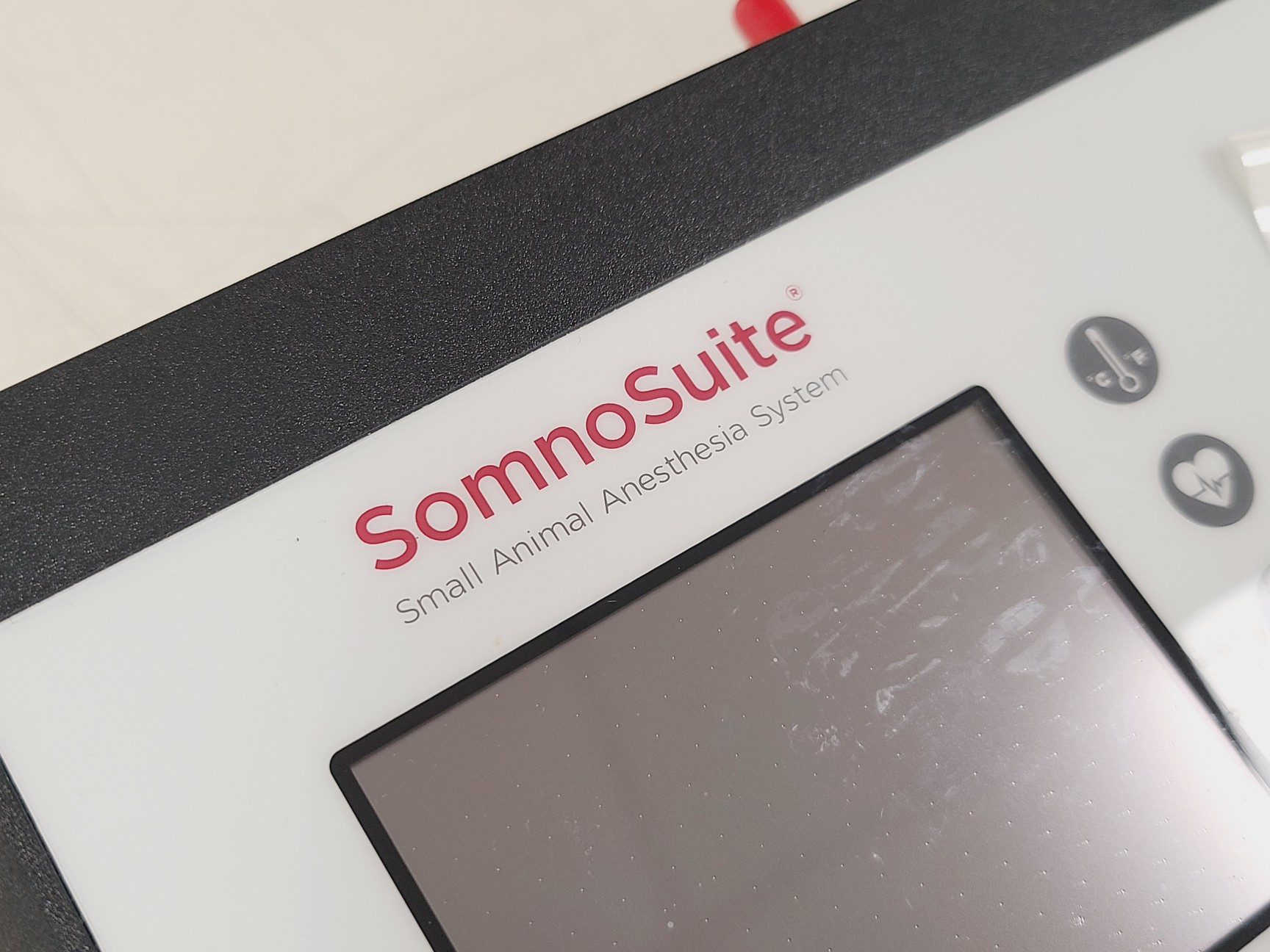 Image of Kent Scientific SomnoSuite Low-Flow Portable Anaesthesia System w/ Accessories