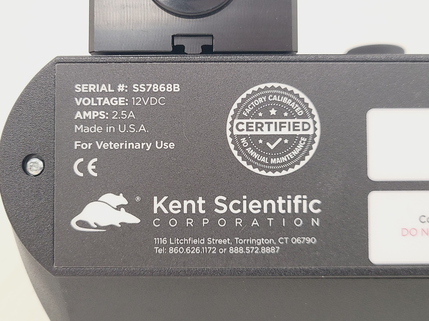 Image of Kent Scientific SomnoSuite Low-Flow Portable Anaesthesia System w/ Accessories