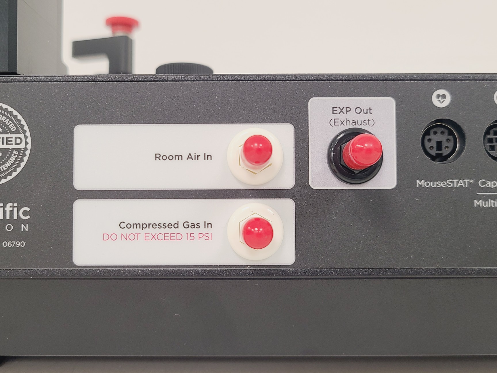 Image of Kent Scientific SomnoSuite Low-Flow Portable Anaesthesia System w/ Accessories