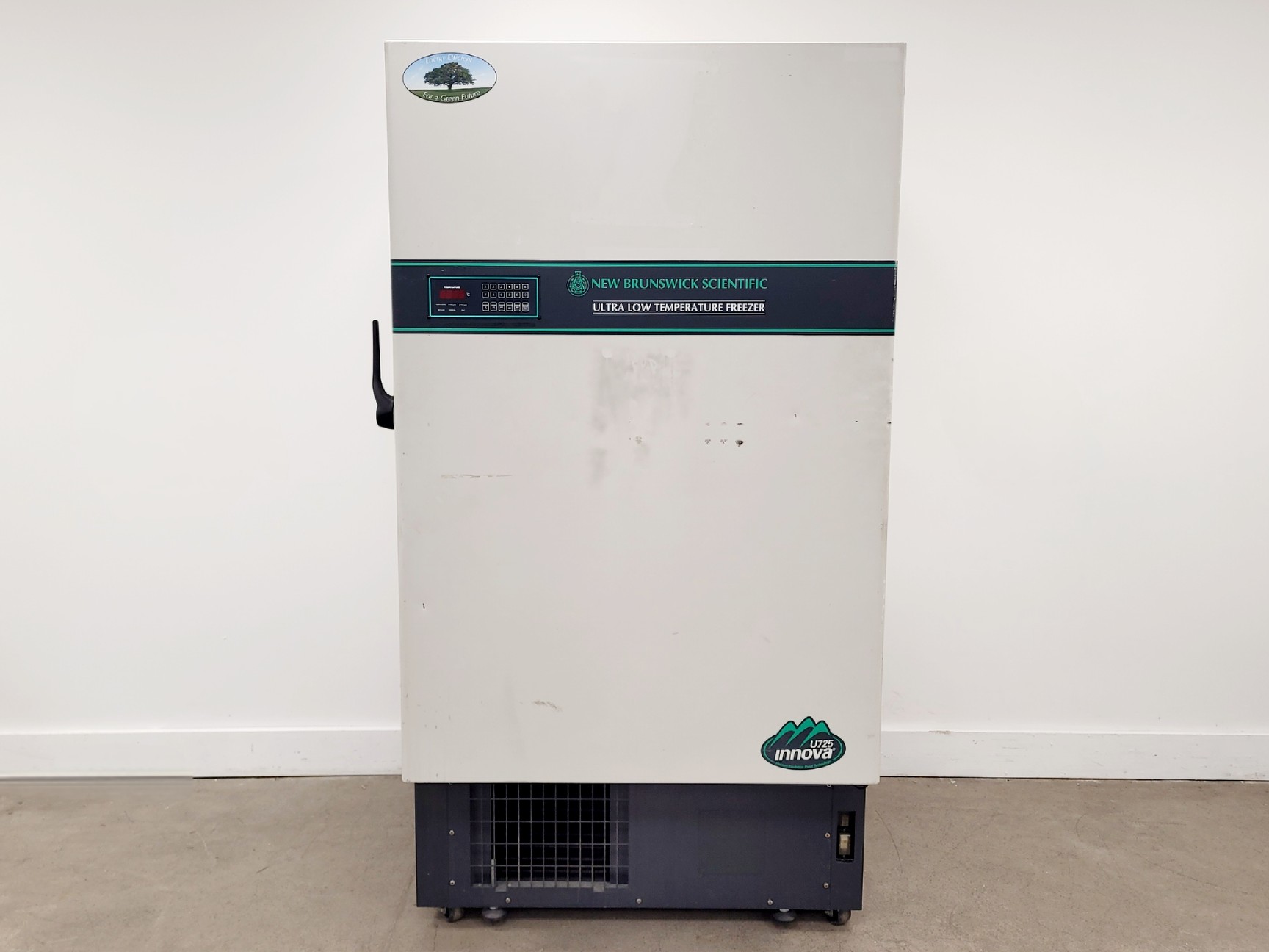 Image of New Brunswick Scientific ULT Freezer Model-U725 -86 G Lab