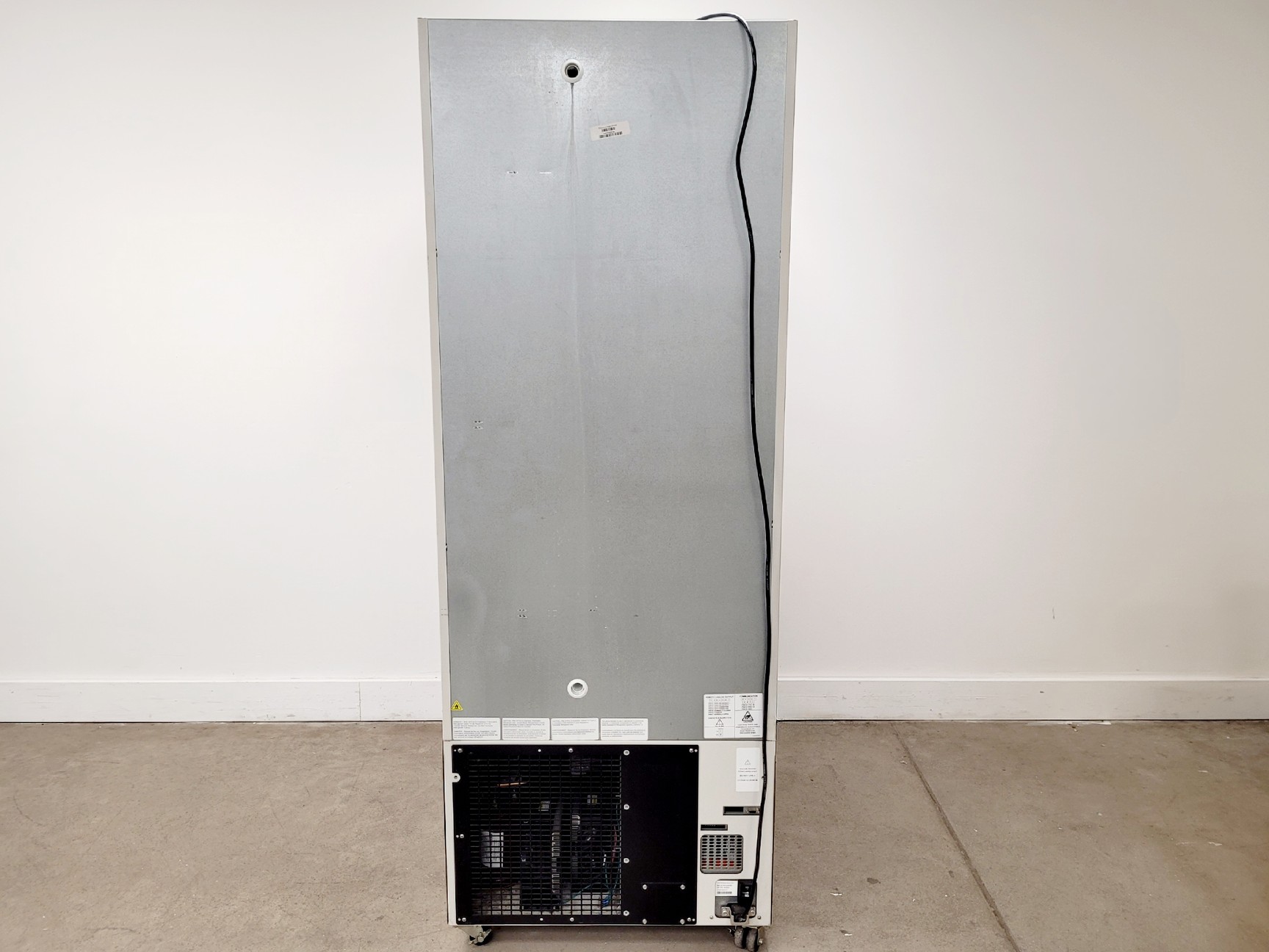 Image of Thermo Scientific TSX Series V Drive TSX400V Ultra Low Freezer Lab