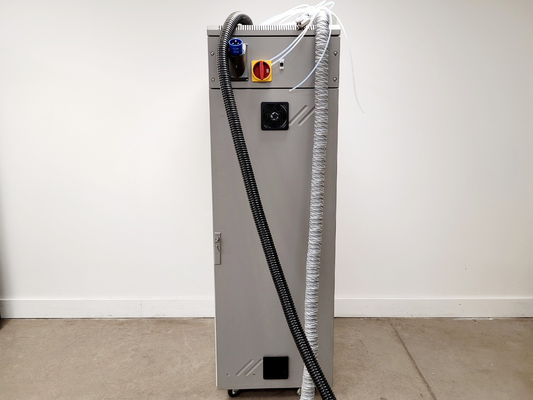 Image of Signal Instruments Gas Analyser System w/ 361 Prefilter & 4000 VM NOX Analyser