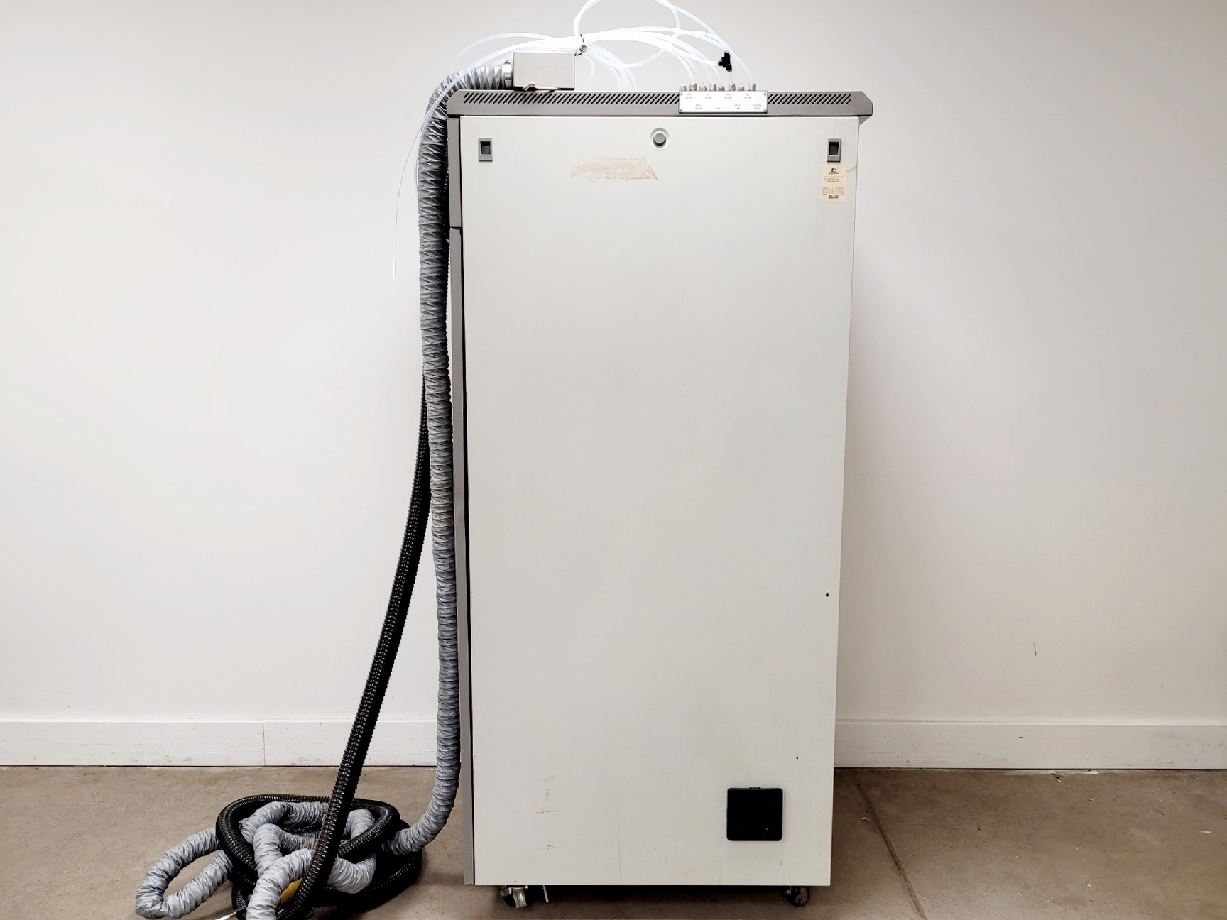 Image of Signal Instruments Gas Analyser System w/ 361 Prefilter & 4000 VM NOX Analyser
