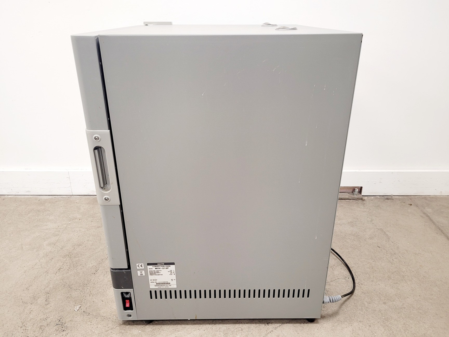 Image of Sanyo MOV-212F Convection Oven Lab
