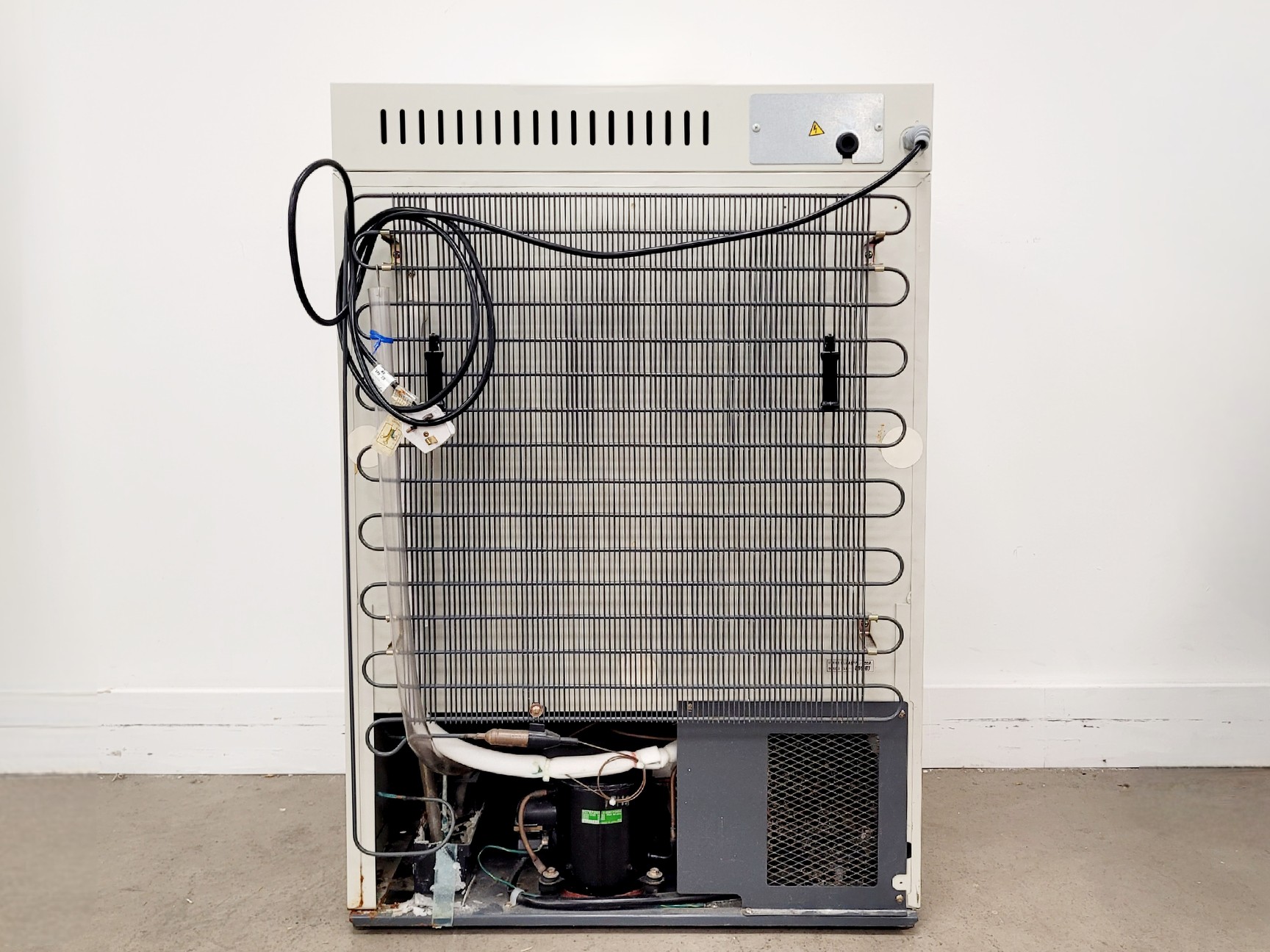 Image of Sanyo MIR-153 Incubator Lab