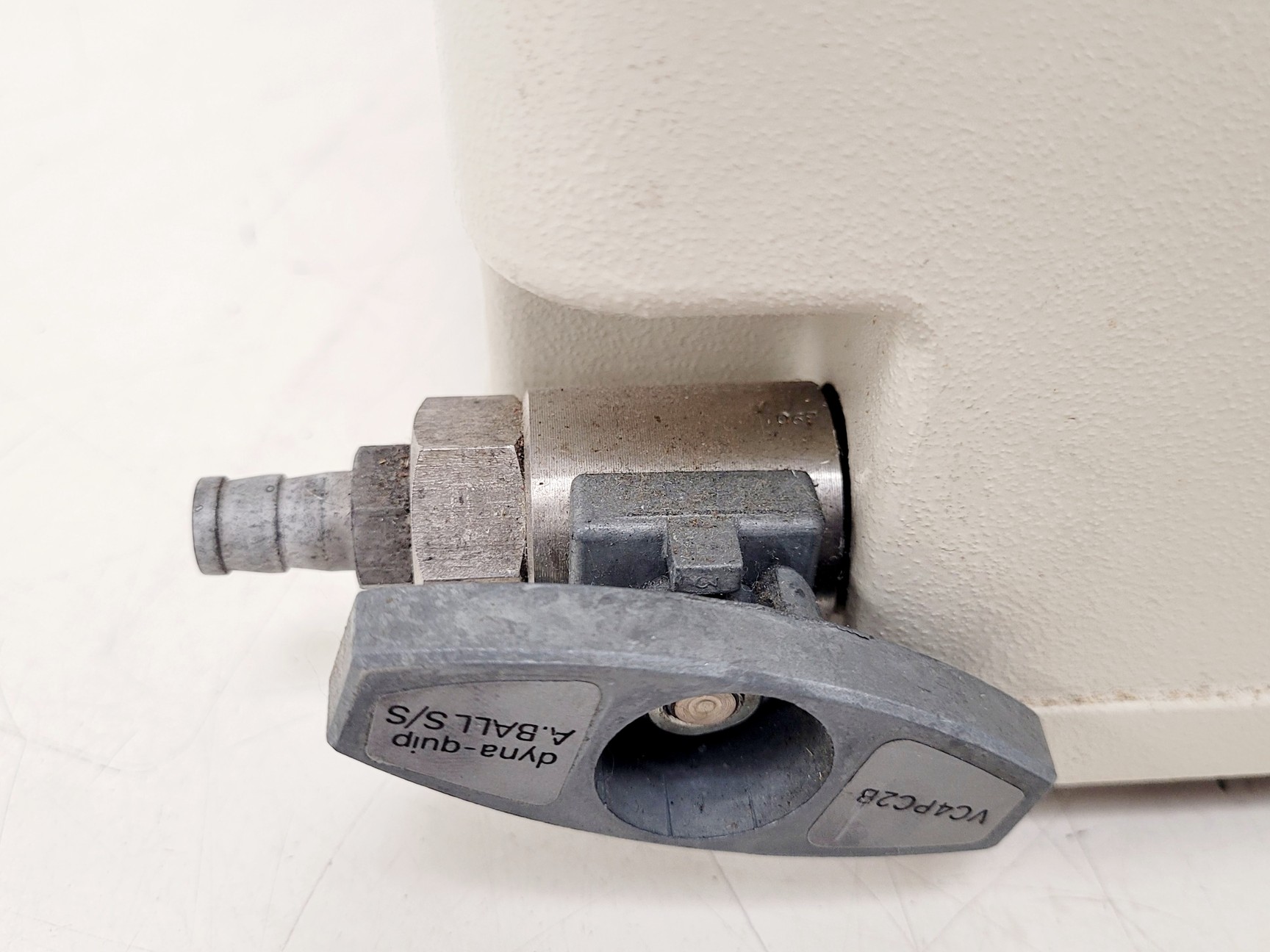 Image of Uniscience Ltd Refrigerated Solvent Trap w/ Spare Glass Immersion Probe Lab