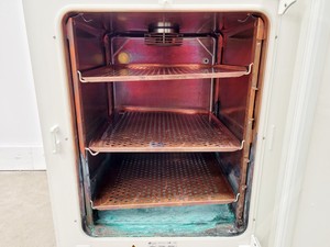 Thumbnail image of Kendro Heraeus HERAcell CO2 Incubator 