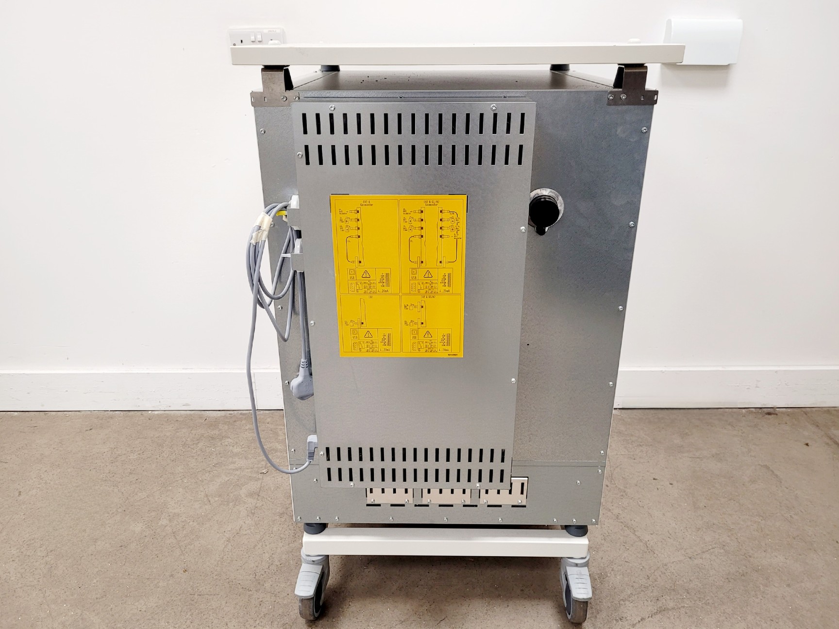 Image of Thermo Scientific HERAcell Vios 160i CO2 Incubator Lab