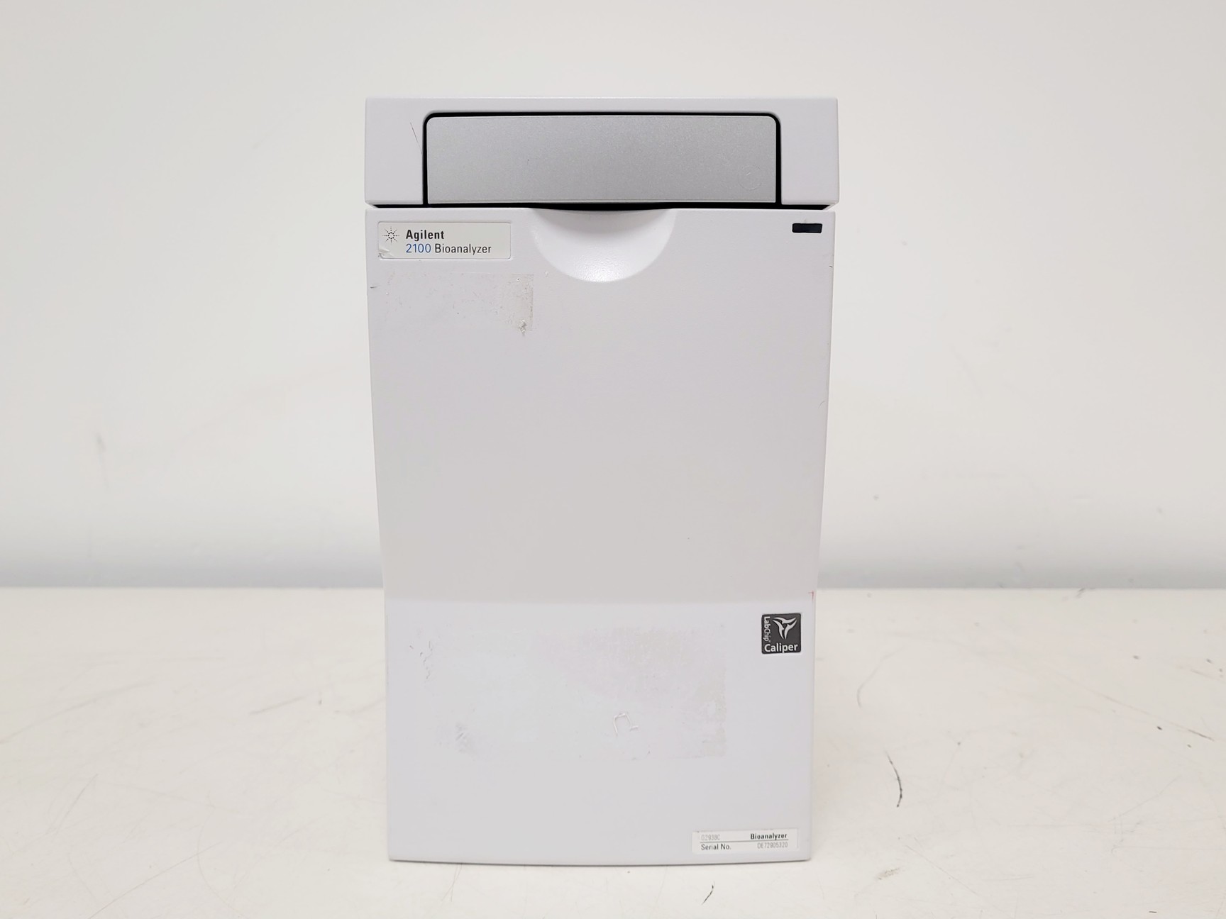 Image of Agilent 2100 Bioanalyzer Electrophoresis System Lab