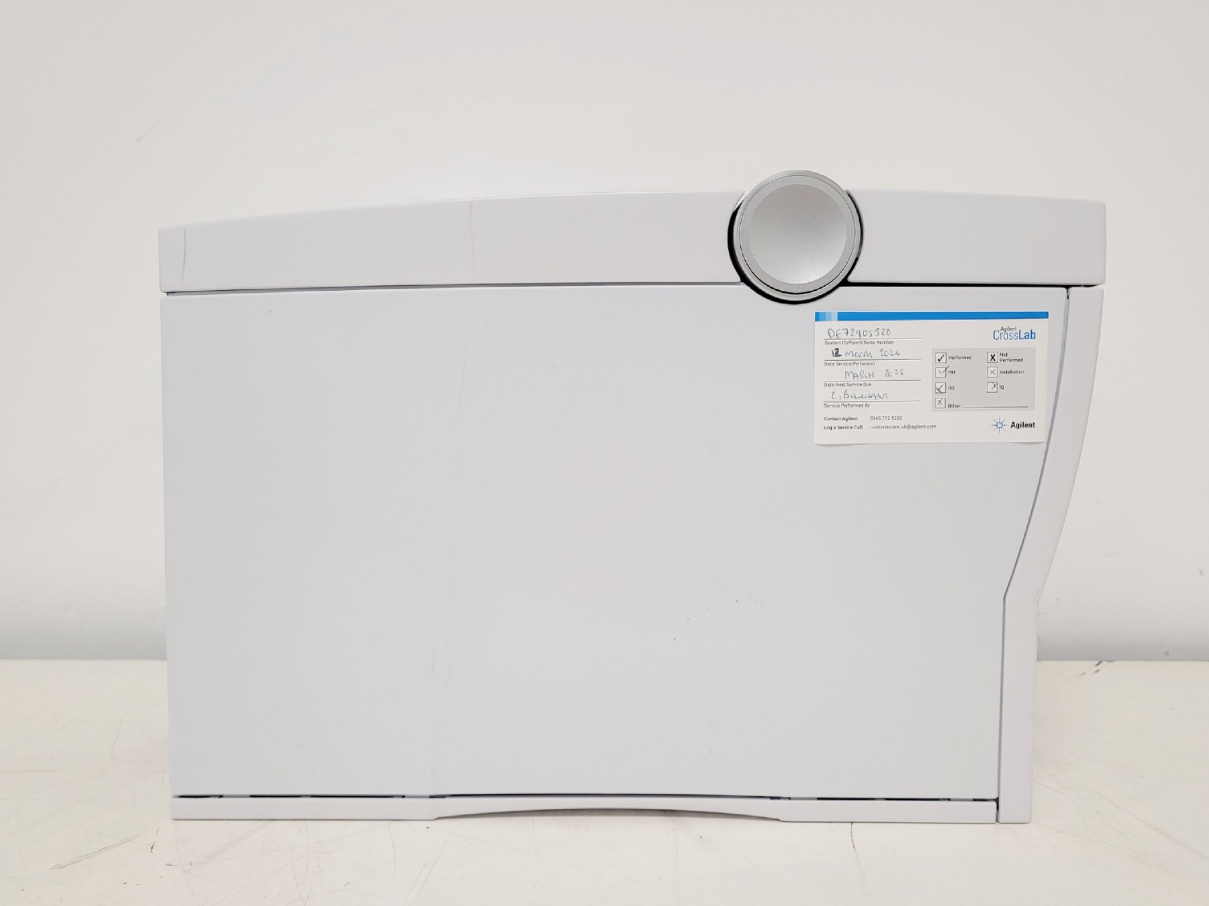 Image of Agilent 2100 Bioanalyzer Electrophoresis System Lab