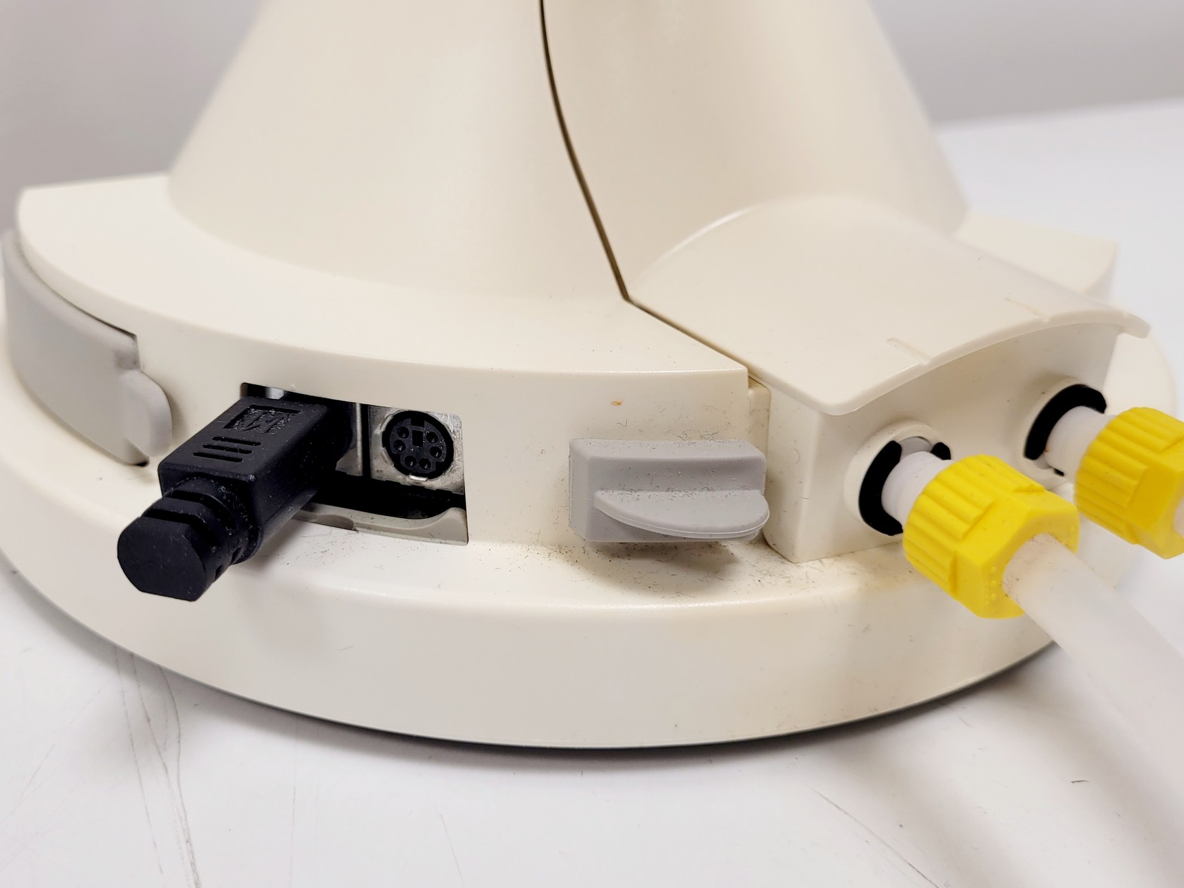 Image of Millipore Elix Advantage 5 Water Purification System w/ BI030 Tank & E-POD
