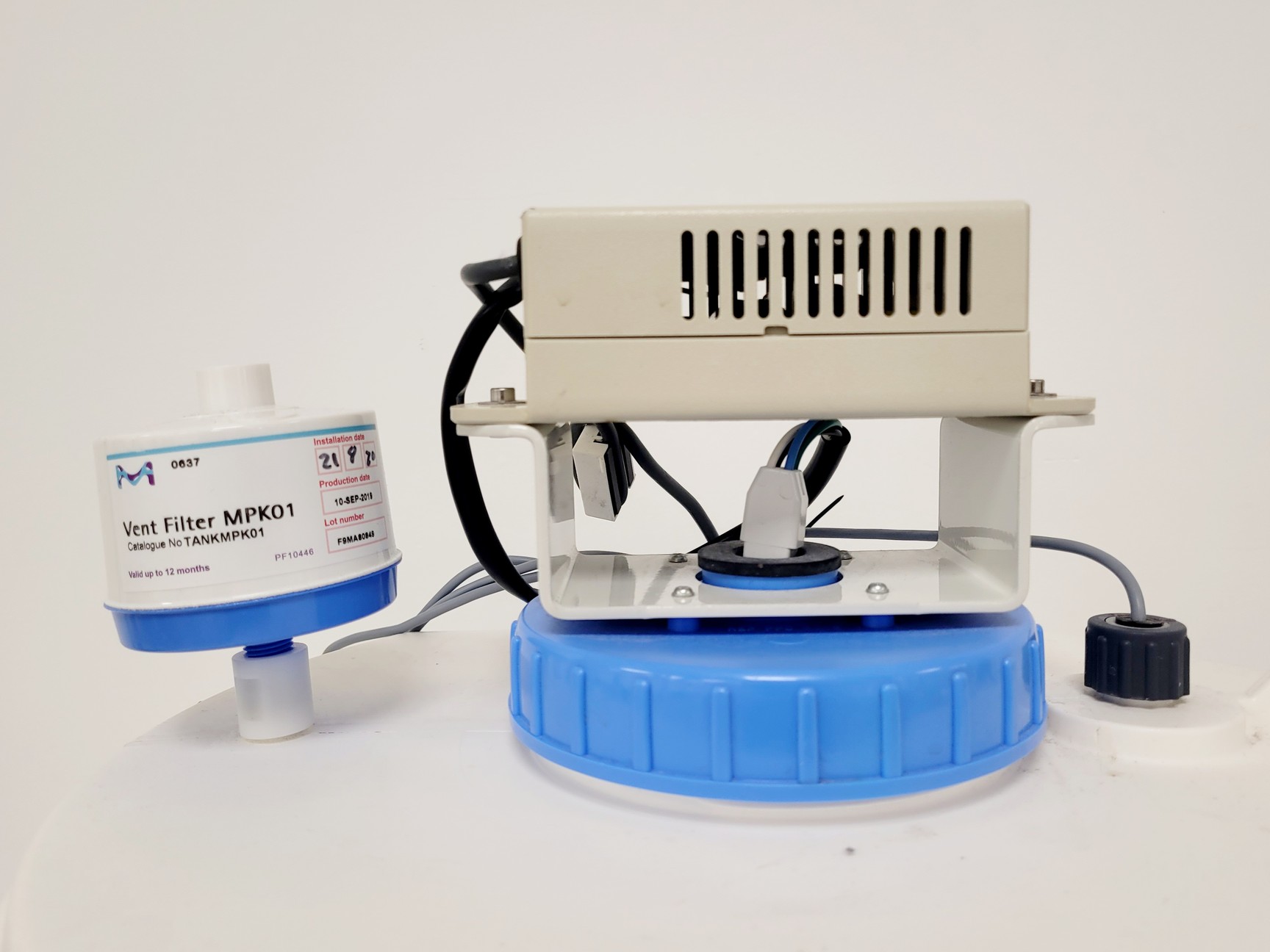 Image of Elix Advantage 5 Water Purification System w/Millipore BI030 Tank & E-POD 