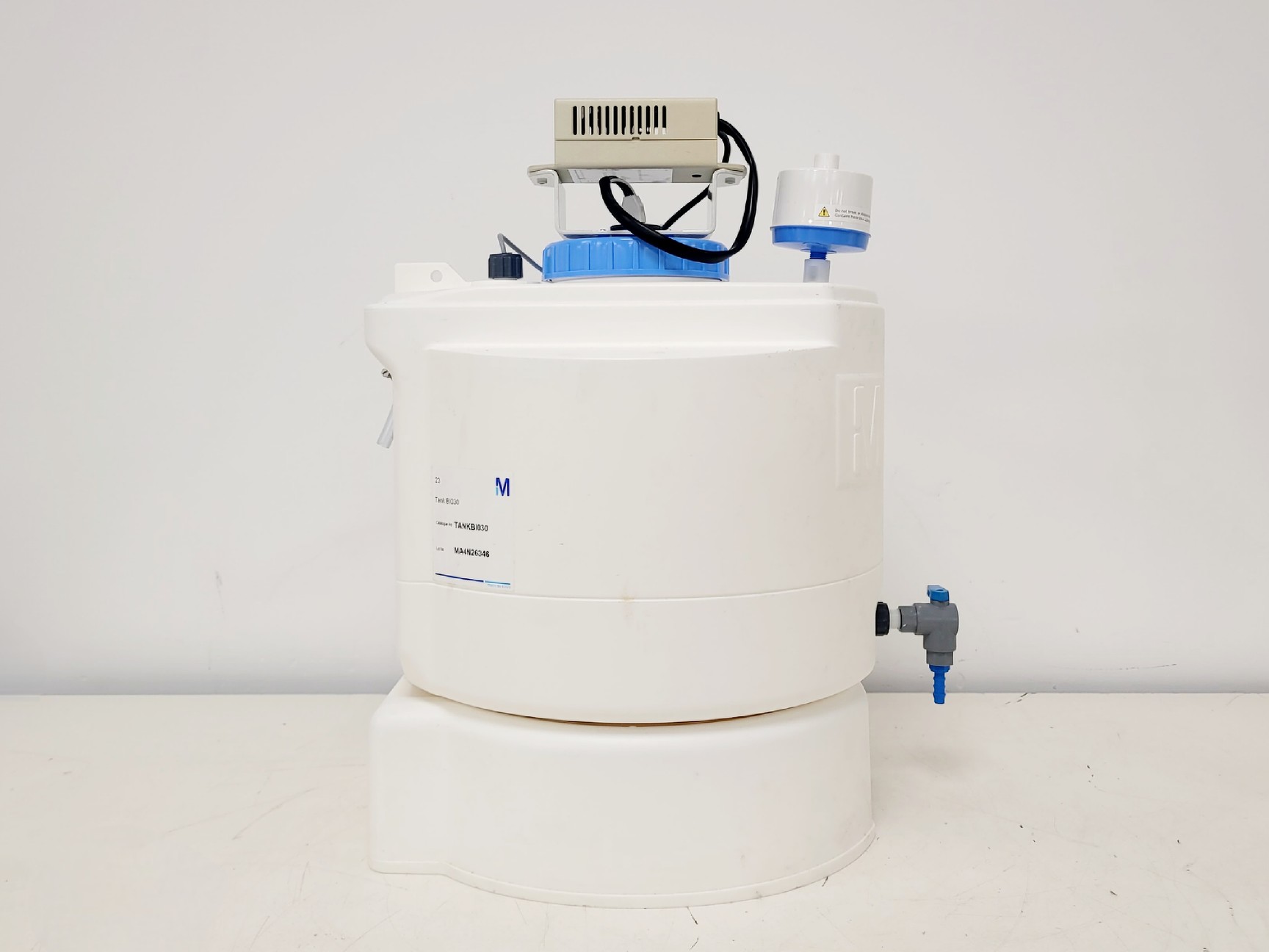 Image of Elix Advantage 5 Water Purification System w/Millipore BI030 Tank & E-POD 