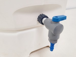Thumbnail image of Elix Advantage 5 Water Purification System w/Millipore BI030 Tank & E-POD 