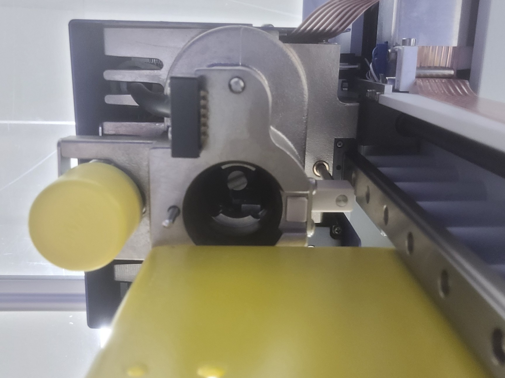 Image of Eppendorf epMotion 5075 Liquid Handling Robot System w/ PC & Software Lab