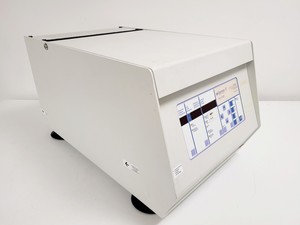 Thumbnail image of Sigma 3K15 Benchtop Centrifuge Lab