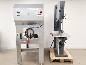 Thumbnail image of Felder FB610 Bandsaw w/ Felder RL 160 Dust Extractor