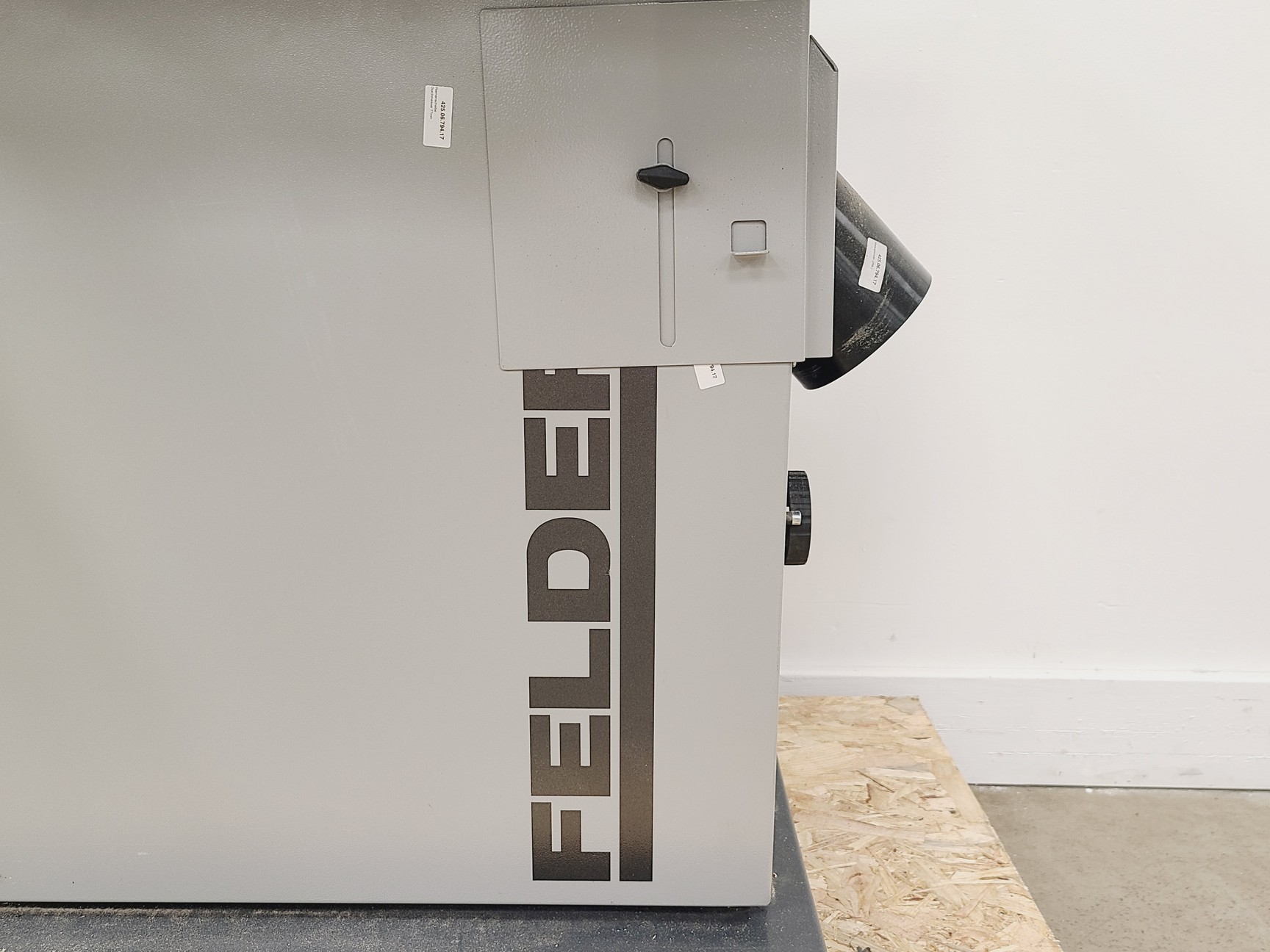 Image of Felder FB610 Bandsaw w/ Felder RL 160 Dust Extractor