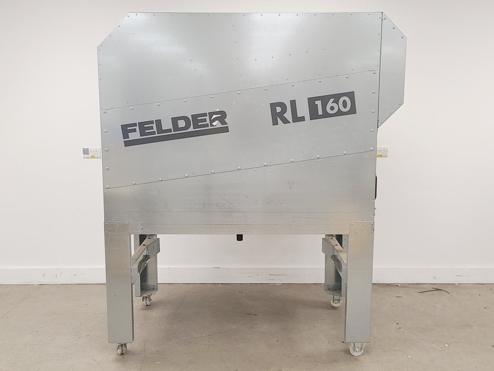 Image of Felder FB610 Bandsaw w/ Felder RL 160 Dust Extractor