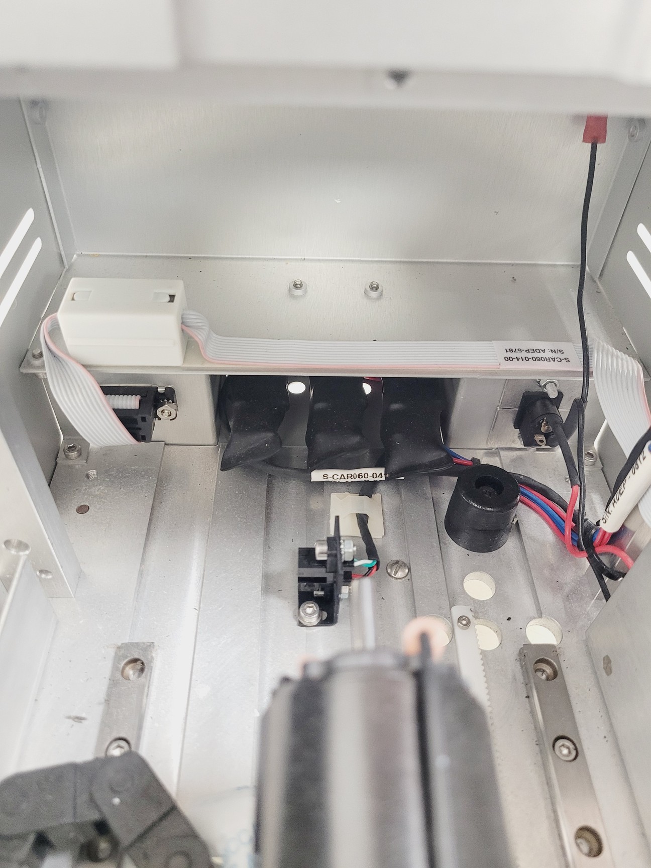 Image of Thermo Scientific RapidStak F01350 Plate Stacker