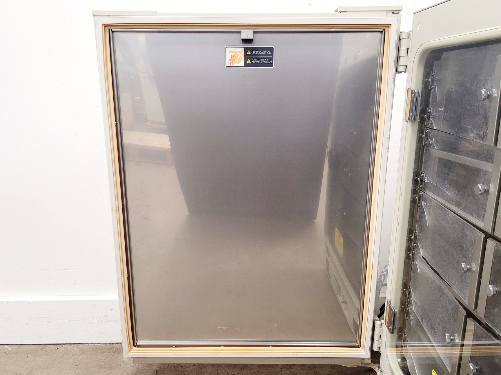 Image of Sanyo MCO-18M O2/CO2 Incubator Lab