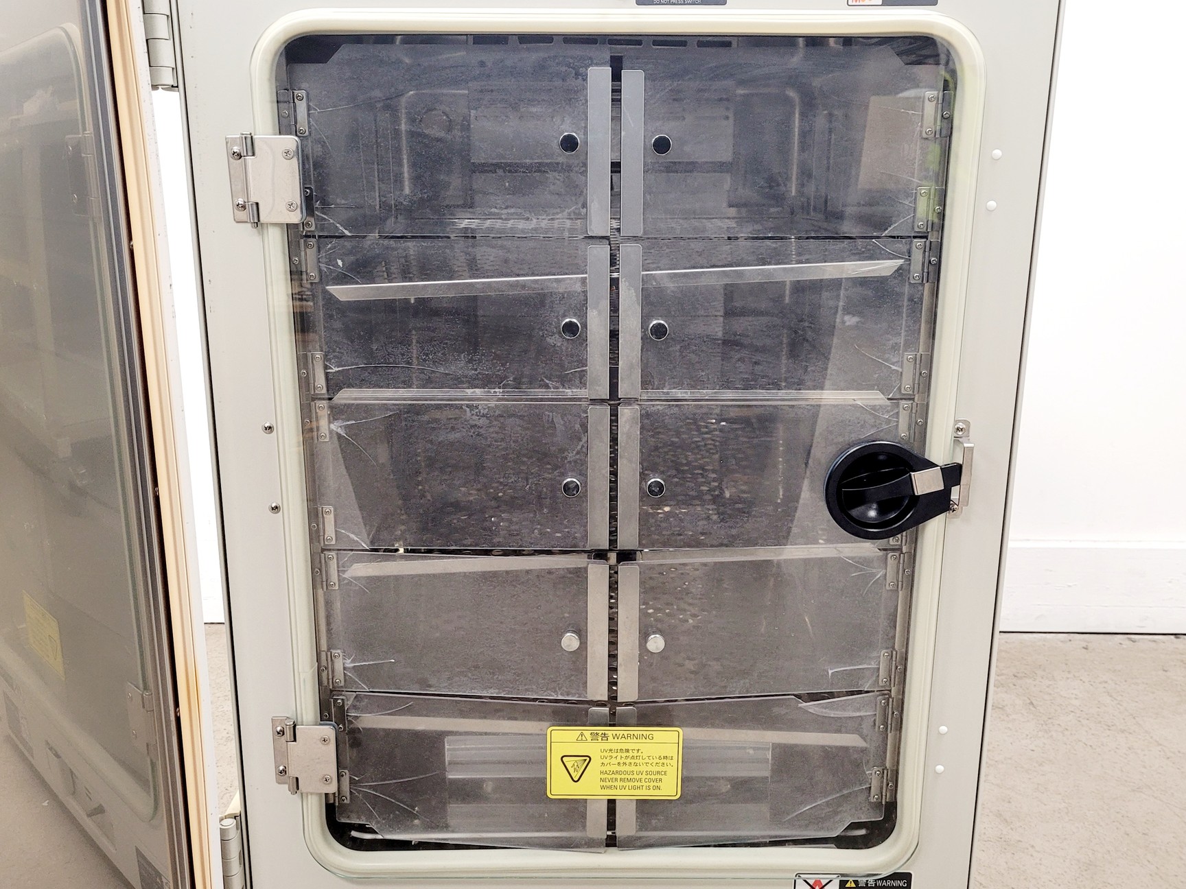 Image of Sanyo MCO-18M O2/CO2 Incubator Lab