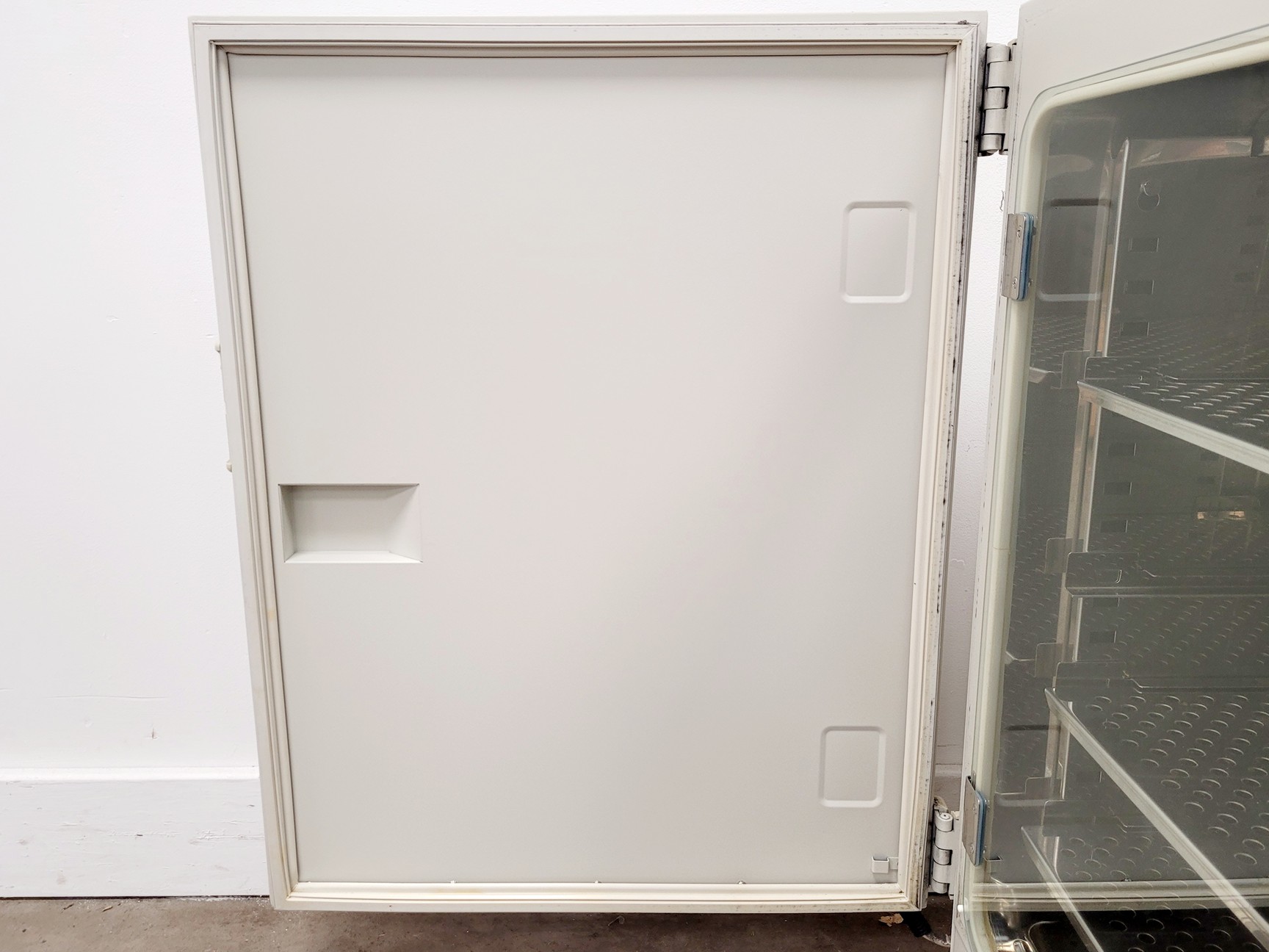 Image of Sanyo MCO-17AIC CO2 Incubator Lab