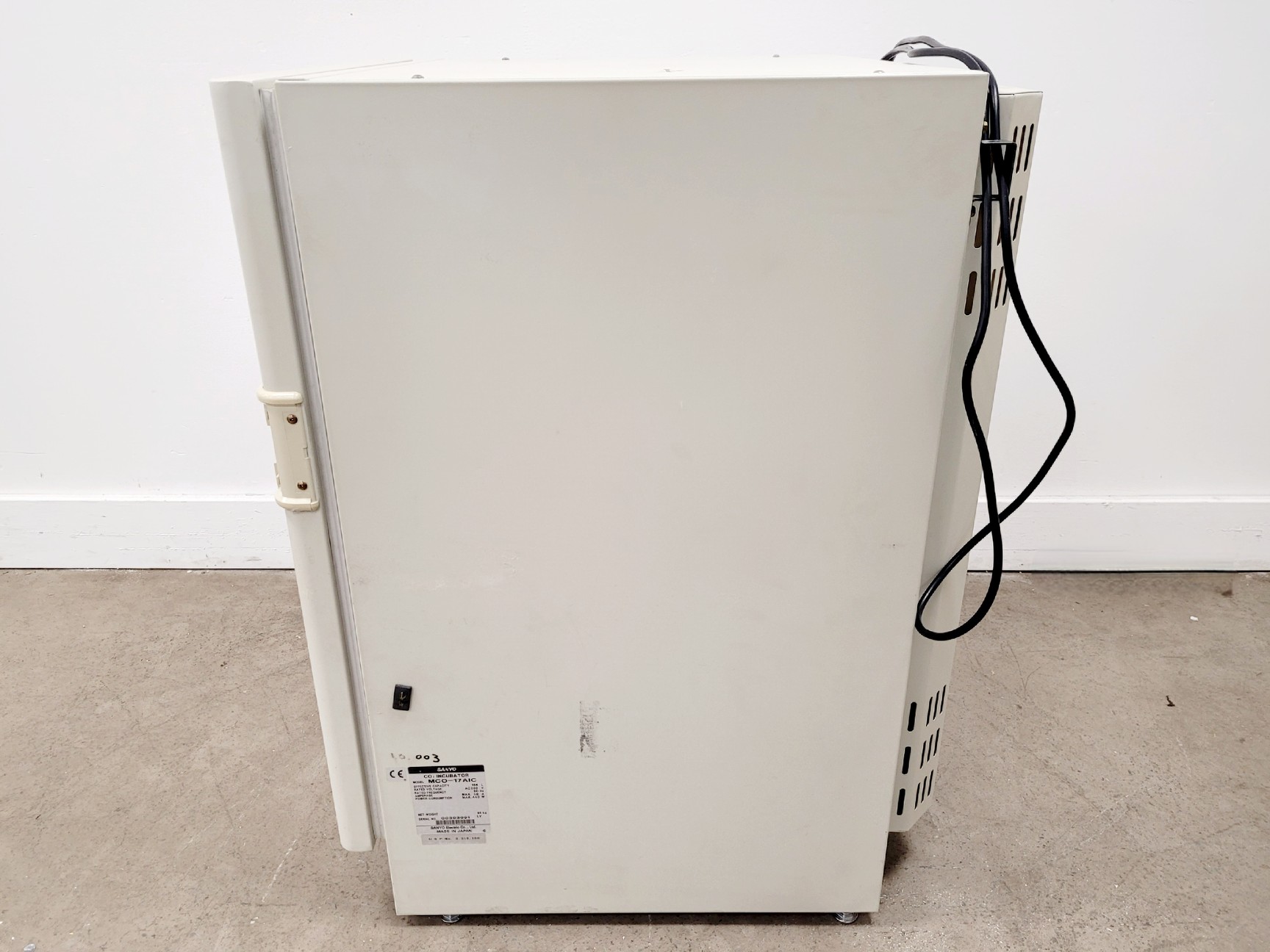 Image of Sanyo MCO-17AIC CO2 Incubator Lab