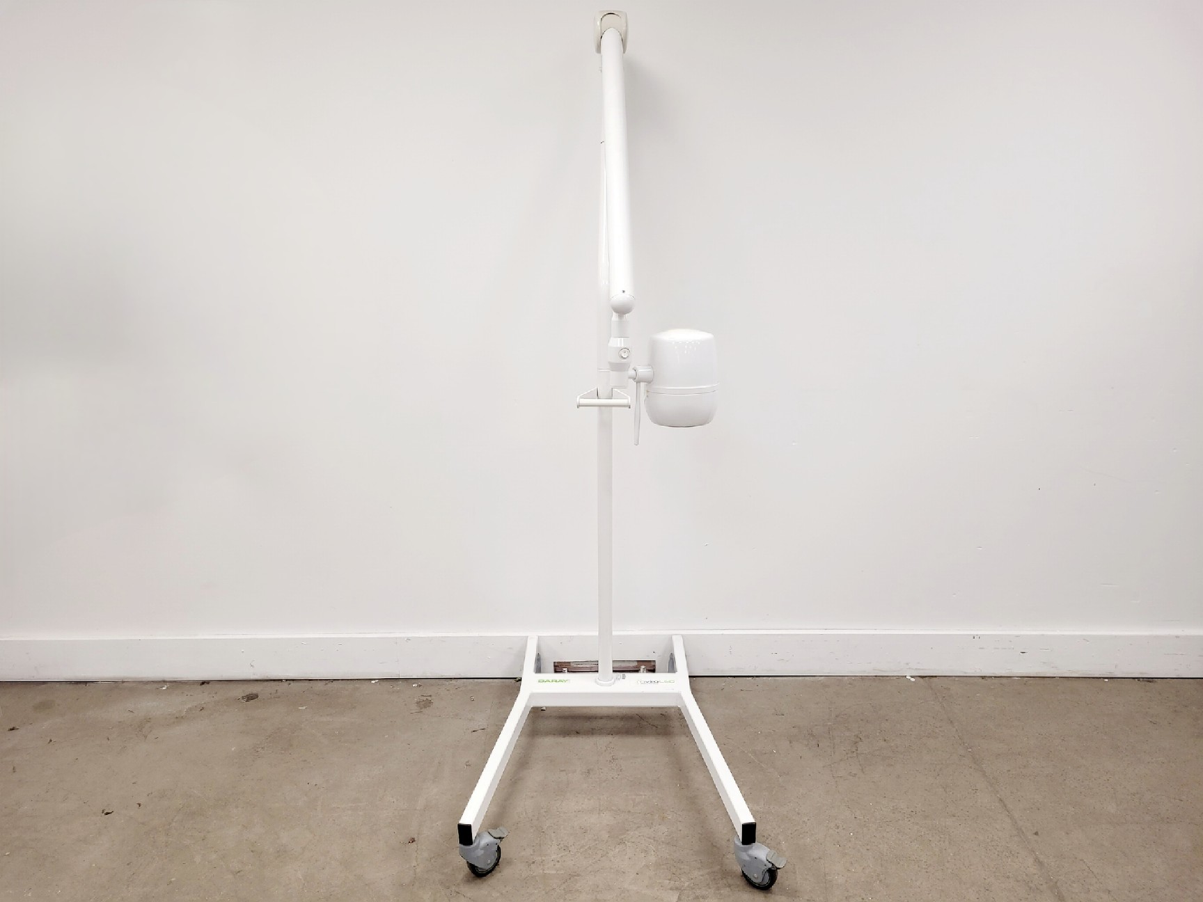 Image of Daray NVIRO X400LED High-Performance, Medical-Grade Examination Lamp