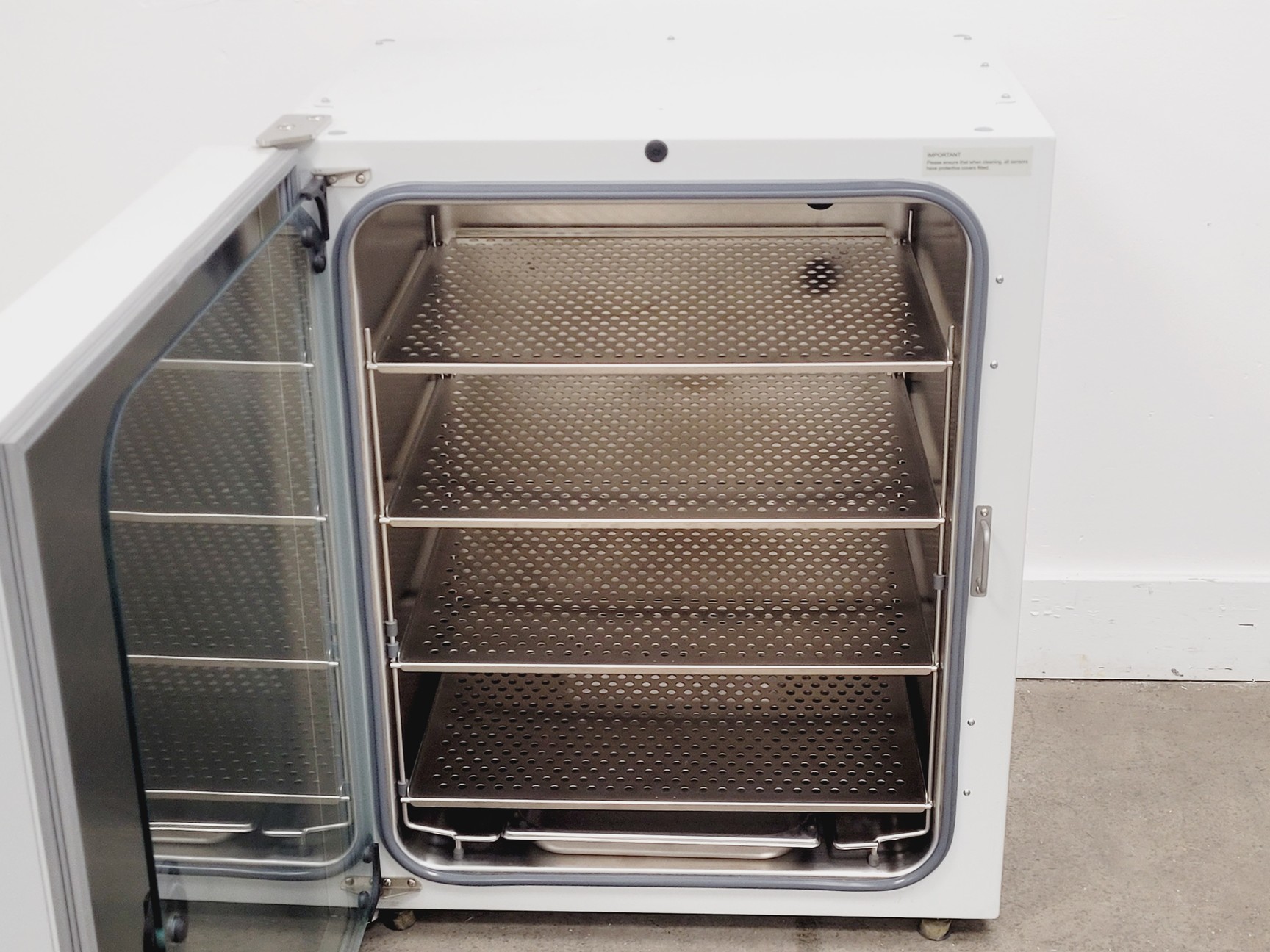Image of New Brunswick Galaxy 170 S CO2 Incubator Lab