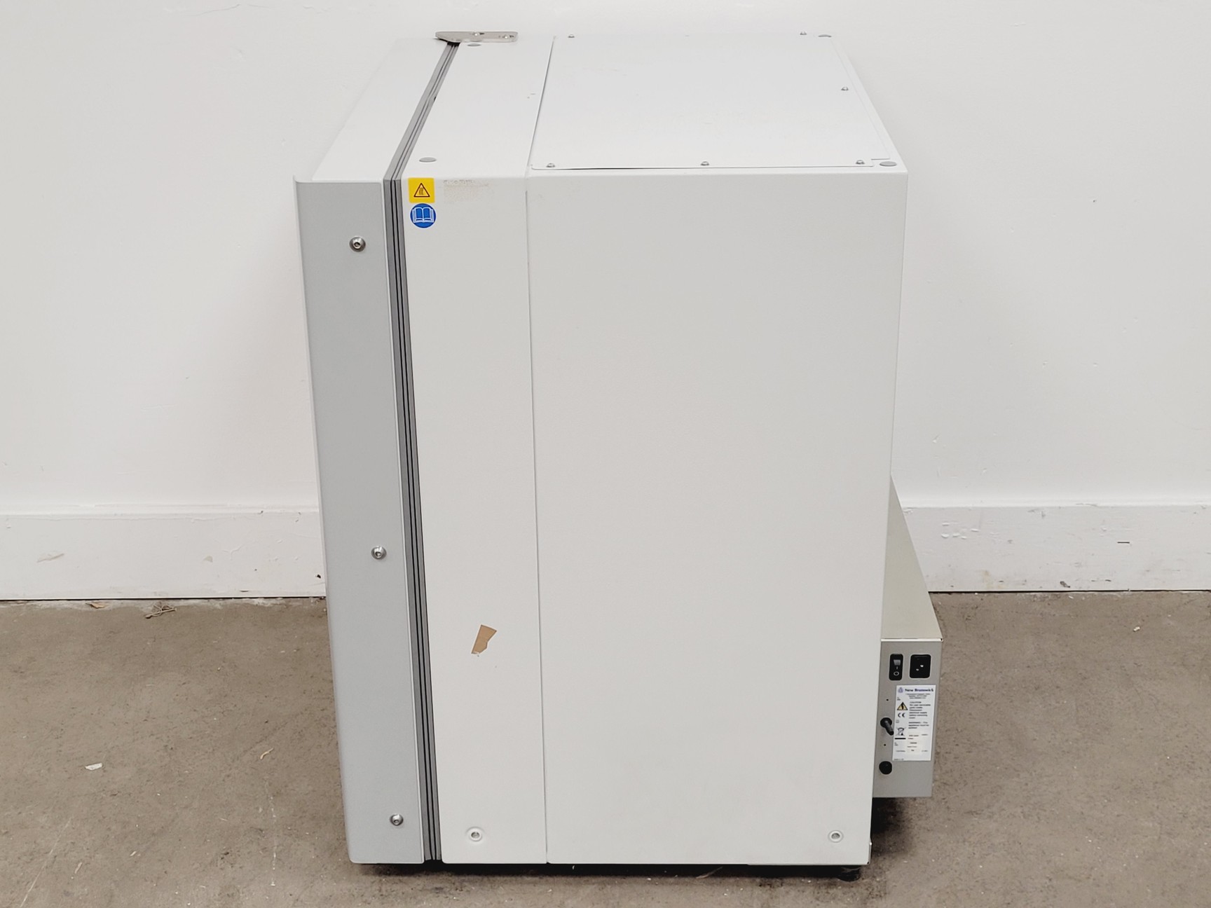 Image of New Brunswick Galaxy 170 S CO2 Incubator Lab