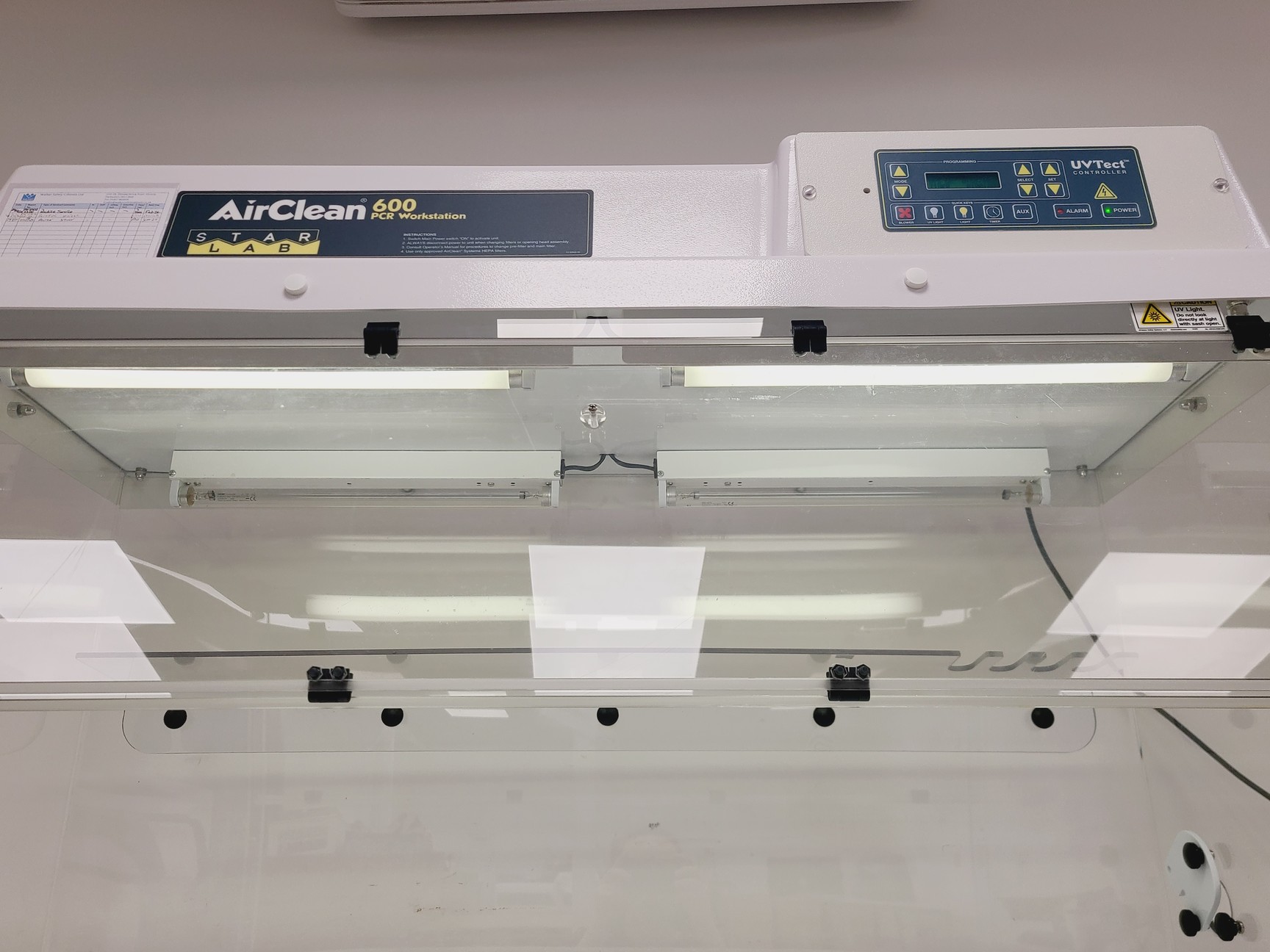 Image of Starlab AC648DBC AirClean 600 PCR Workstation